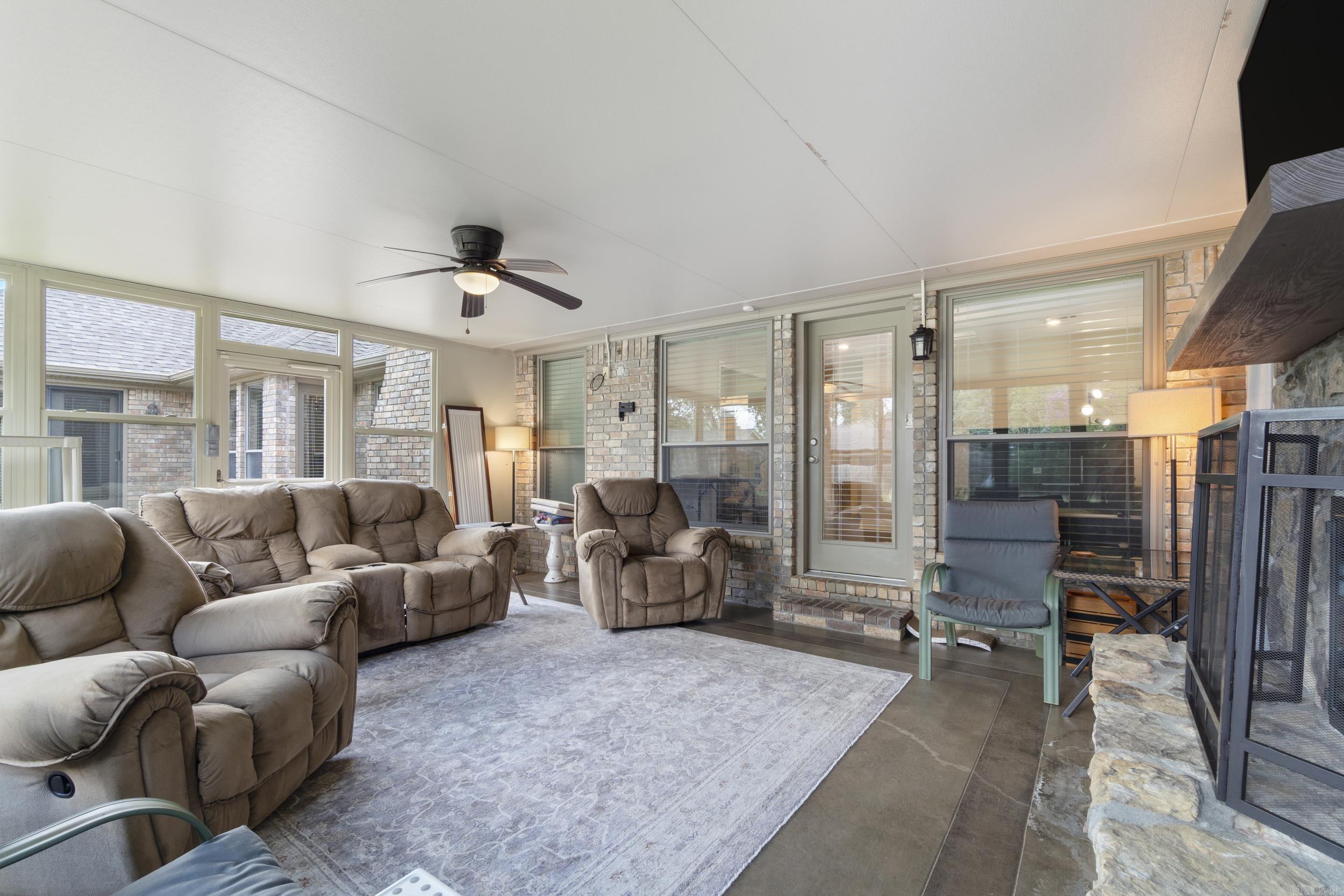 3045 DALLAS LOOP  Conway, AR