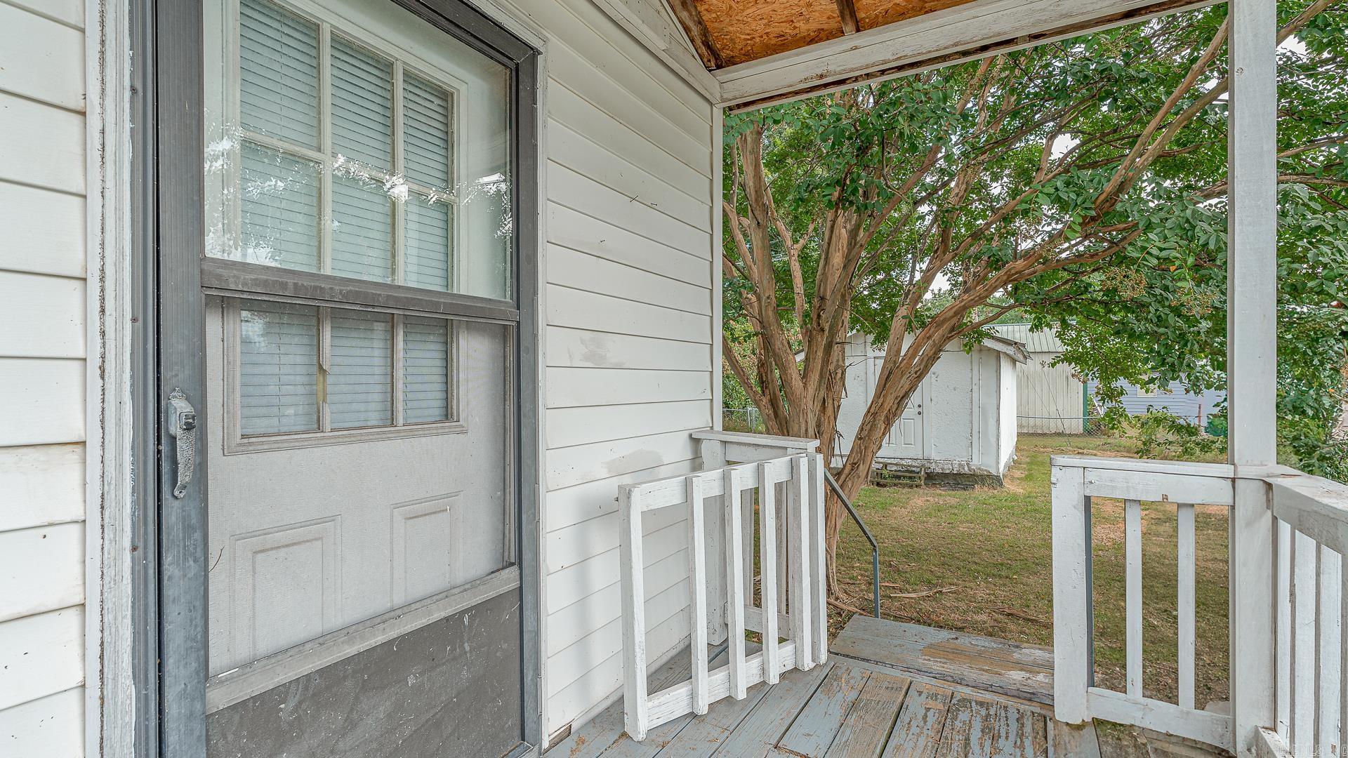 323 Perry  Gosnell, AR