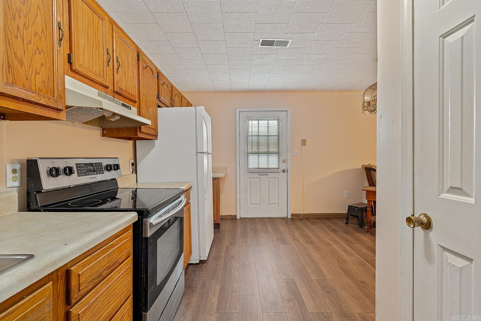 323 Perry  Gosnell, AR