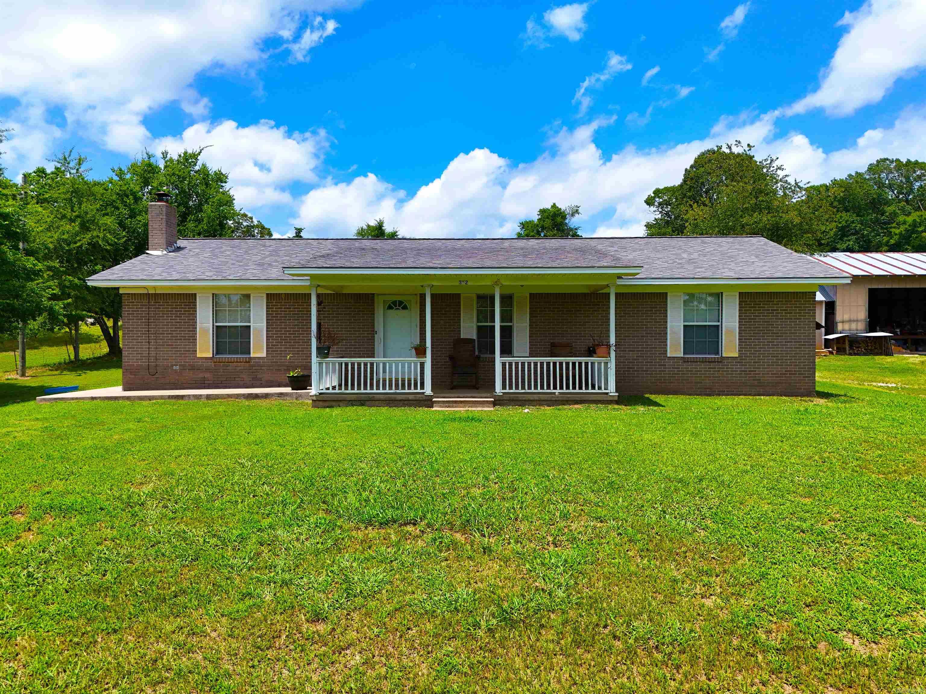 352 King  Gillham, AR