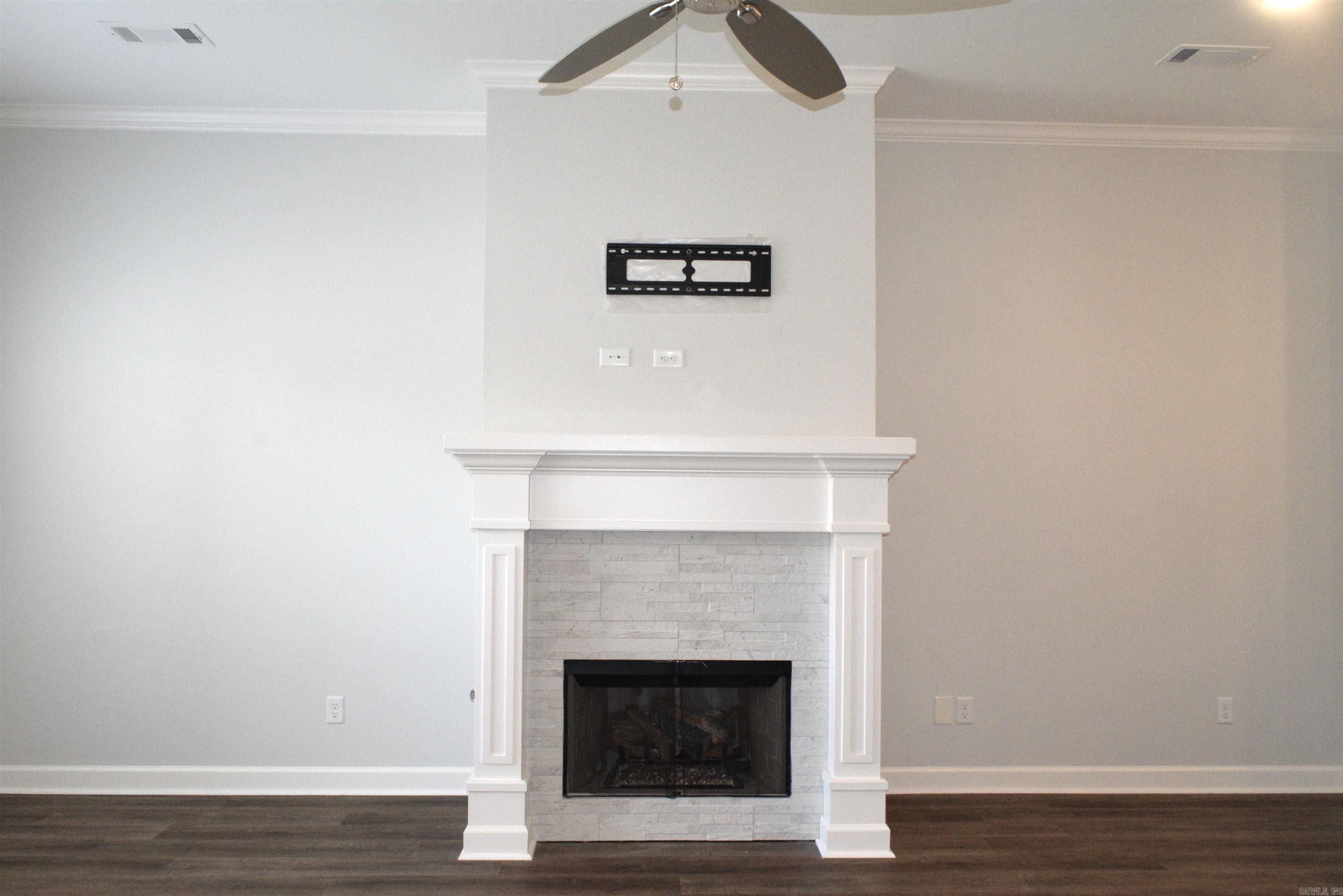 24 Saffron  Little Rock, AR