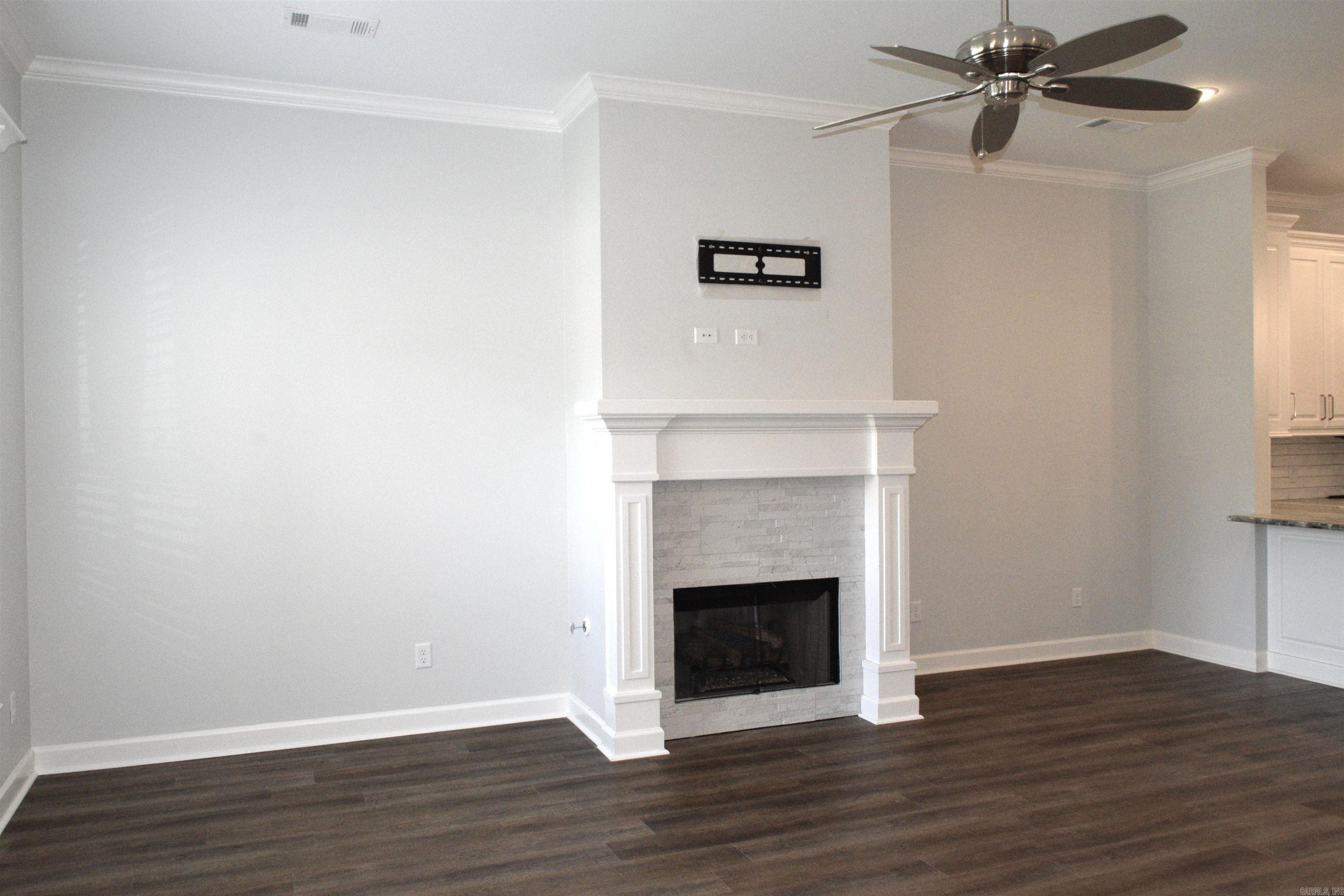 24 Saffron  Little Rock, AR