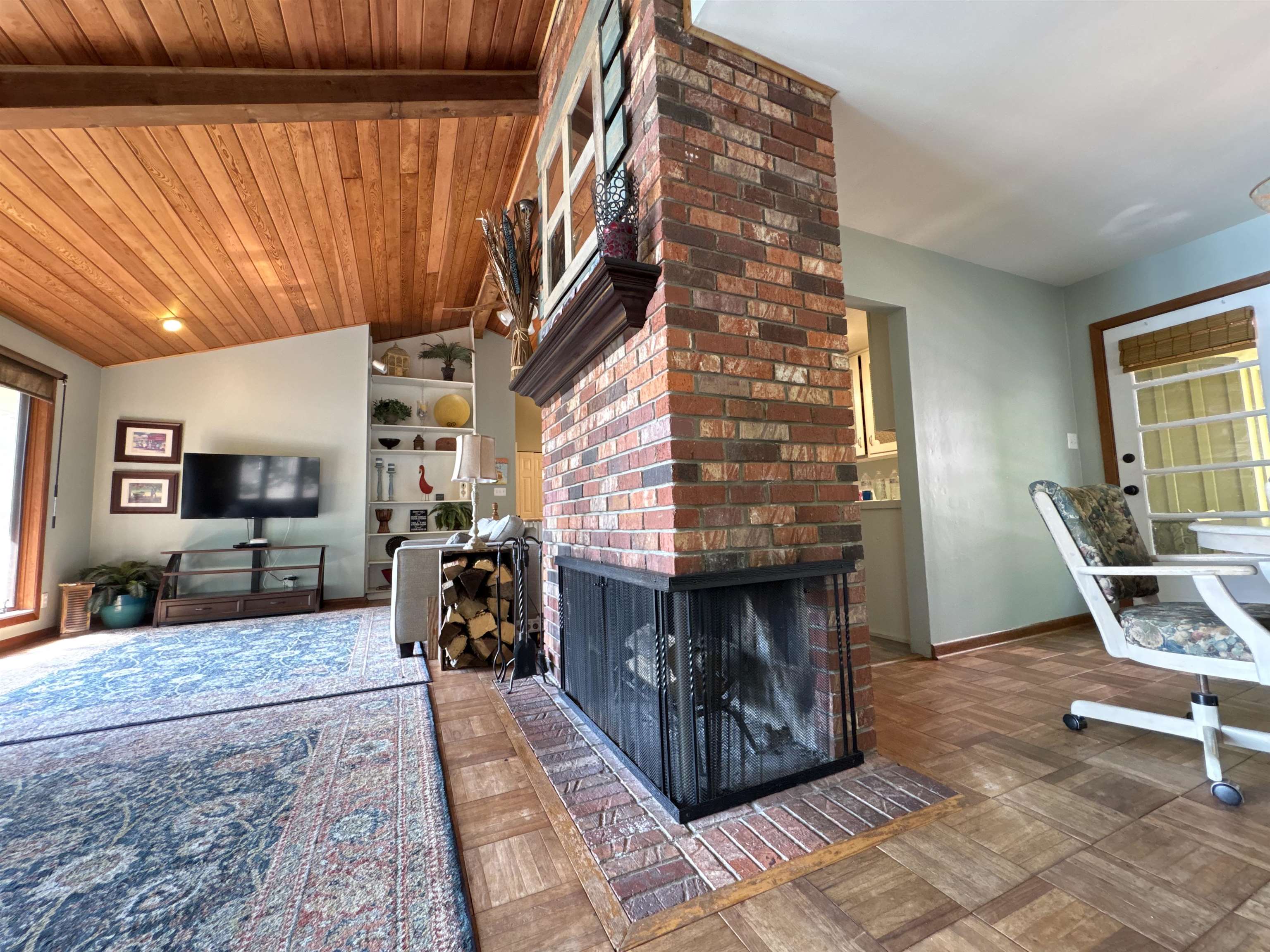 19 Modoc  Cherokee Village, AR