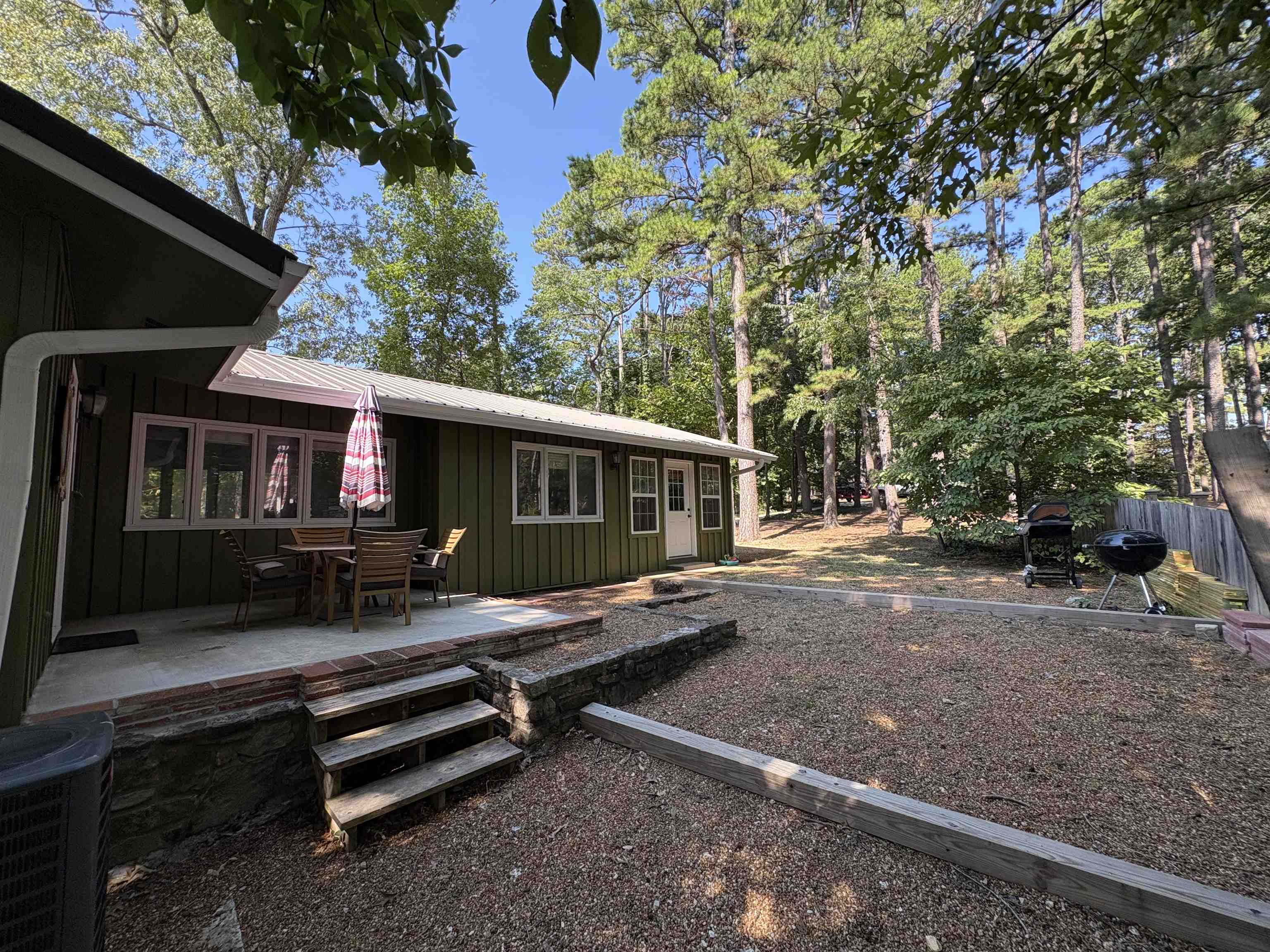 19 Modoc  Cherokee Village, AR