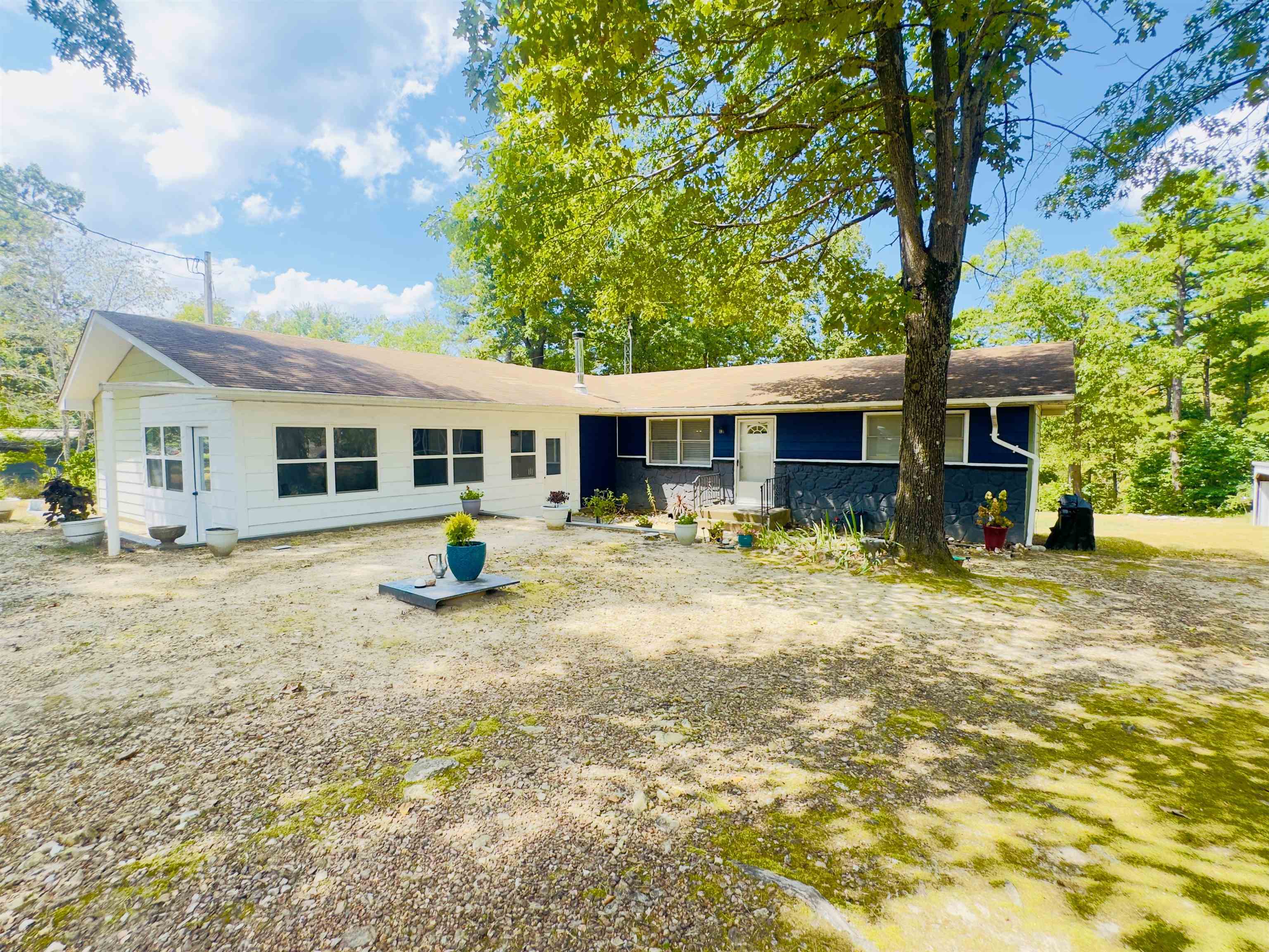3648 Jordan  Norfork, AR