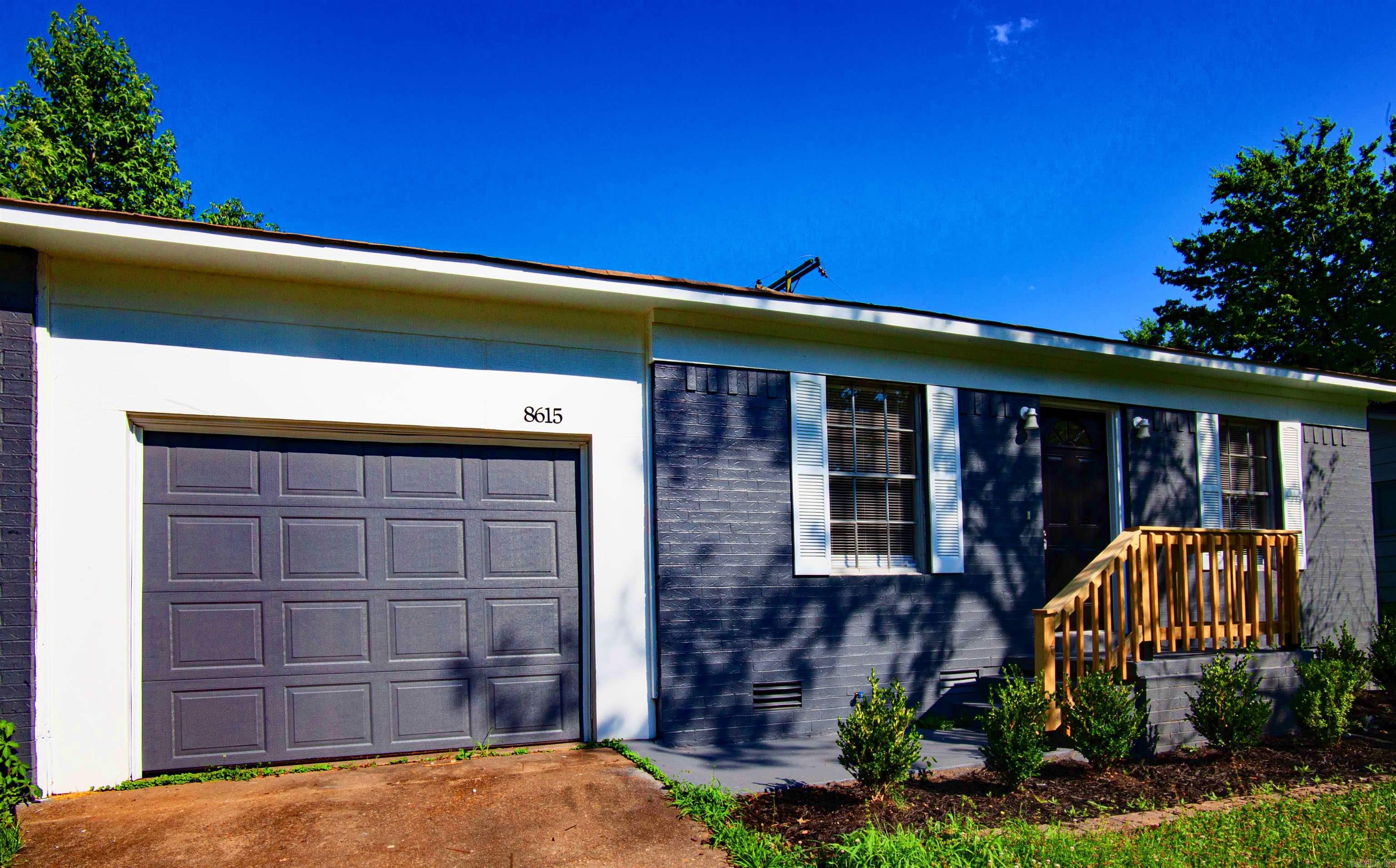 8615 Winston Drive