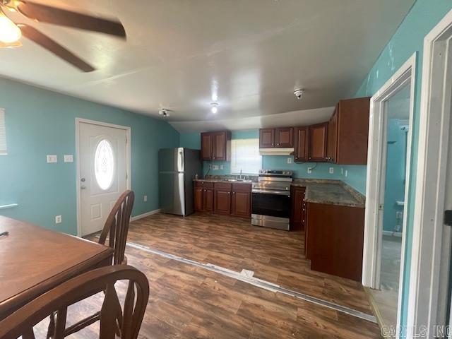 1412 S Grand  Stuttgart, AR