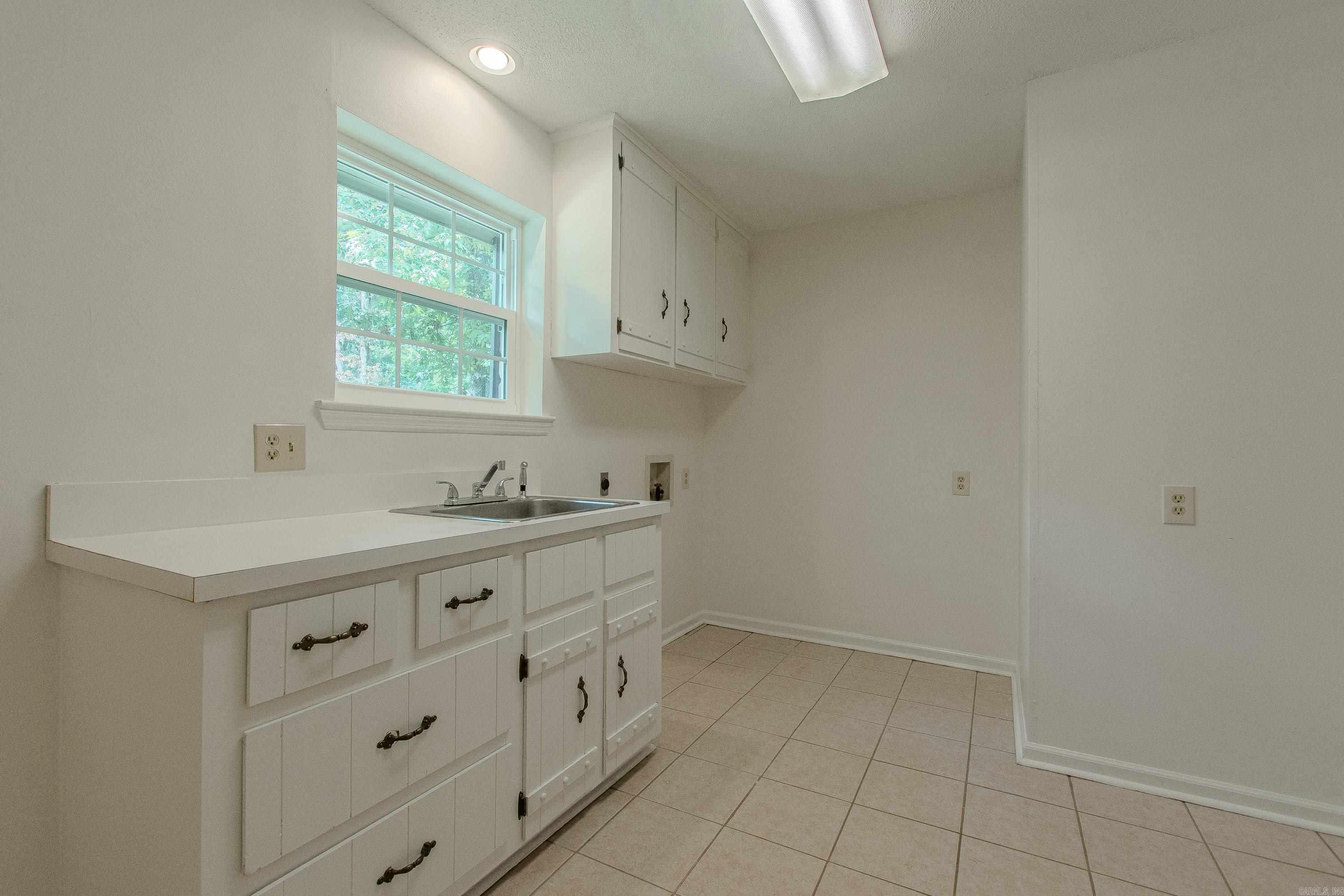 300 Oakmont  Alexander, AR