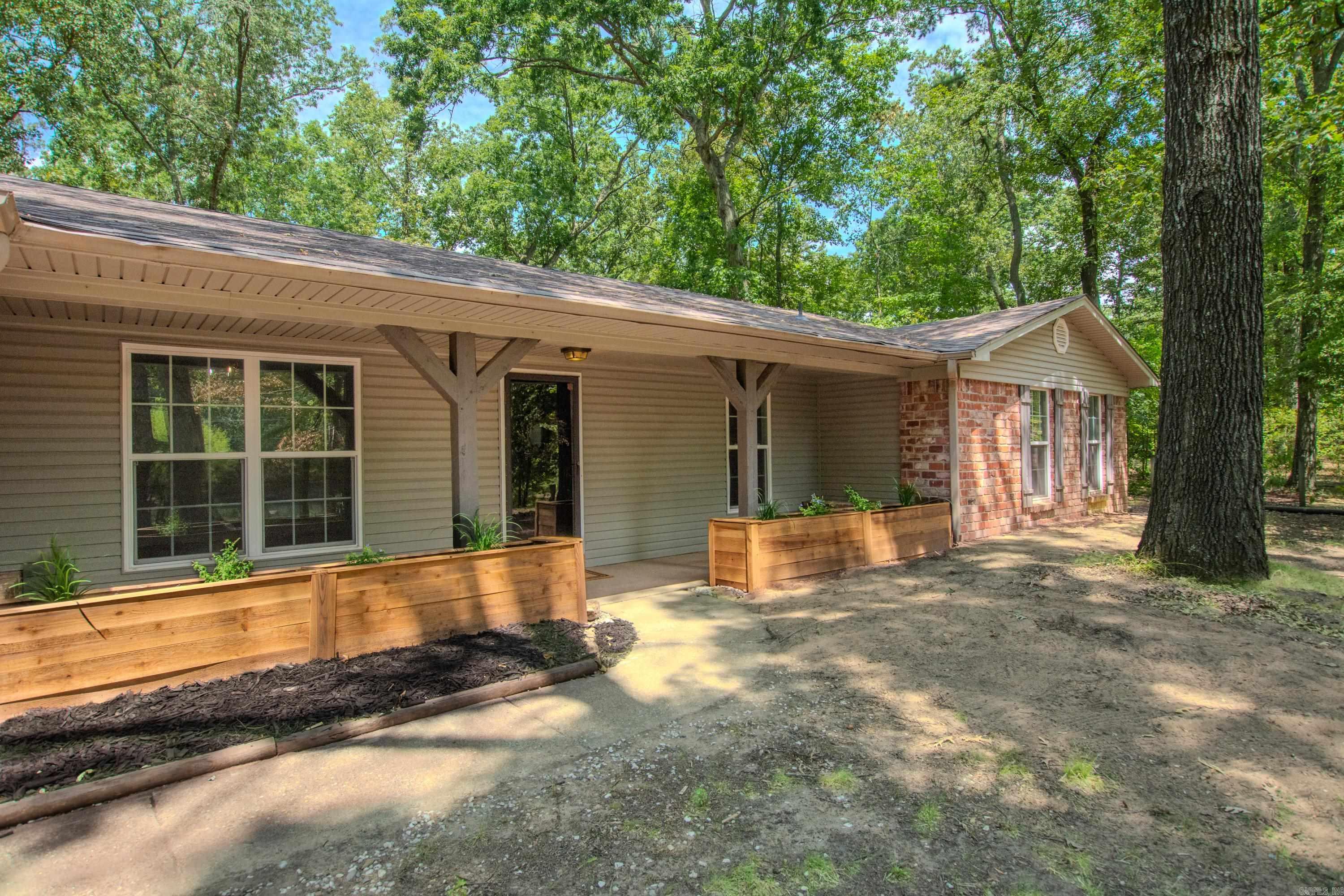 300 Oakmont  Alexander, AR
