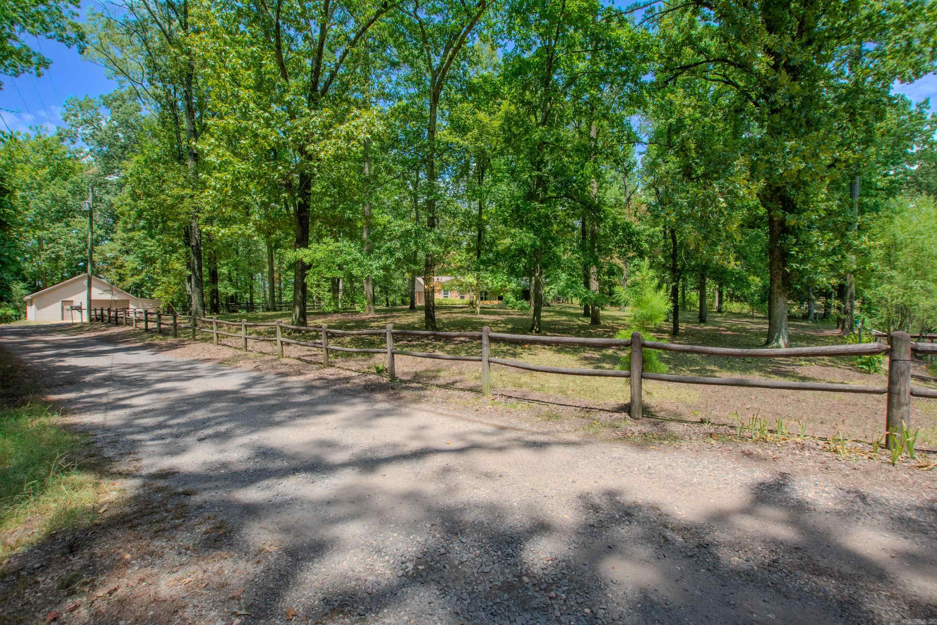 300 Oakmont  Alexander, AR