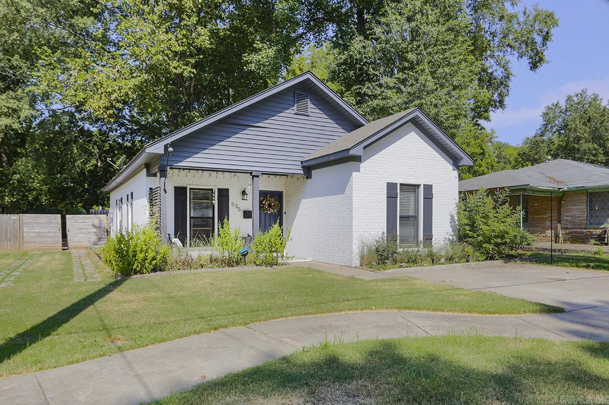 535 Davis  Conway, AR