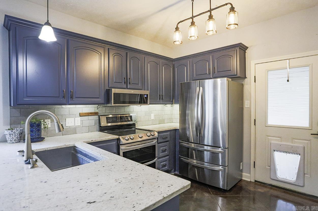 535 Davis  Conway, AR