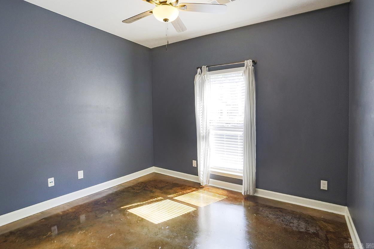 535 Davis  Conway, AR