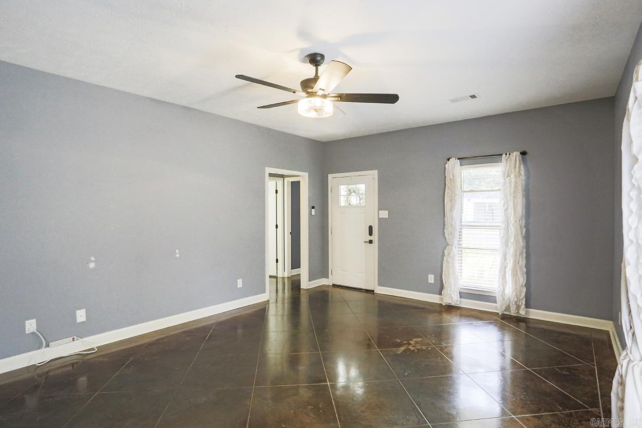 535 Davis  Conway, AR