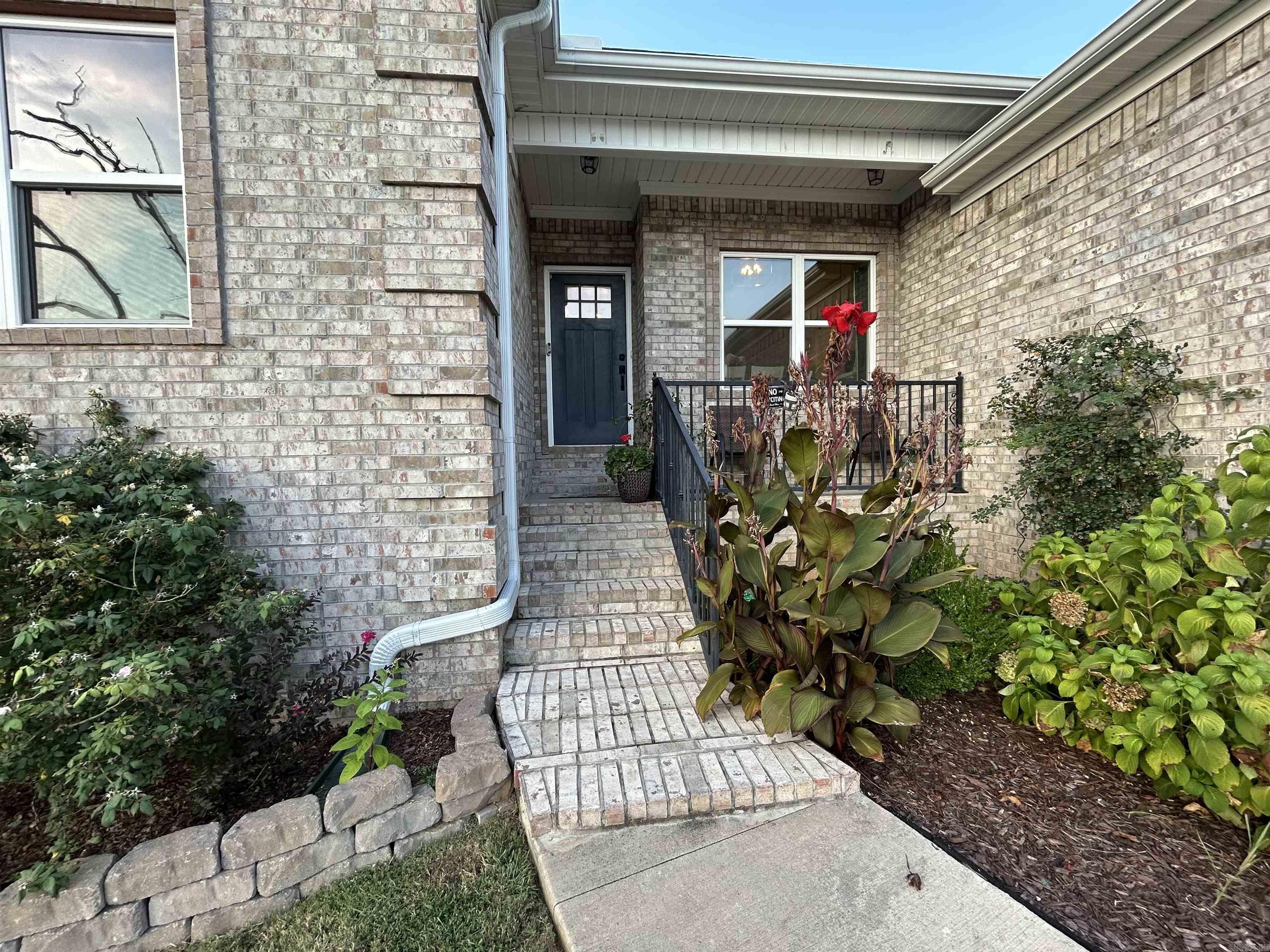 9138 Cliffside Dr  Sherwood, AR
