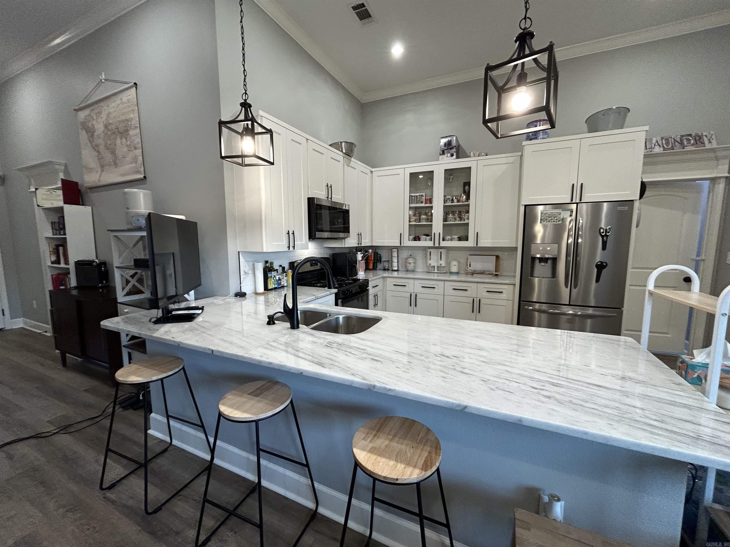 9138 Cliffside Dr  Sherwood, AR