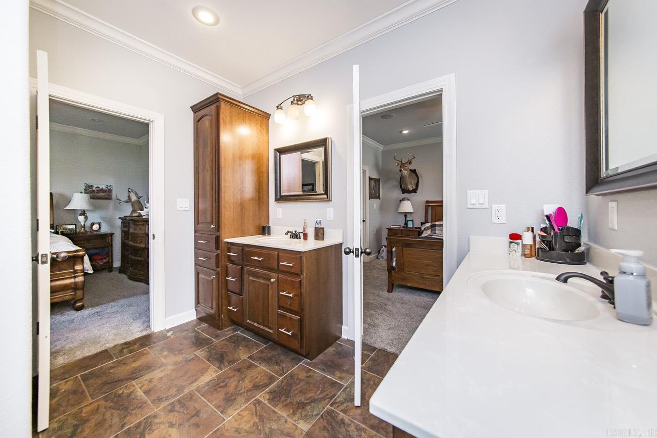 5750 Greers Ferry  Greers Ferry, AR