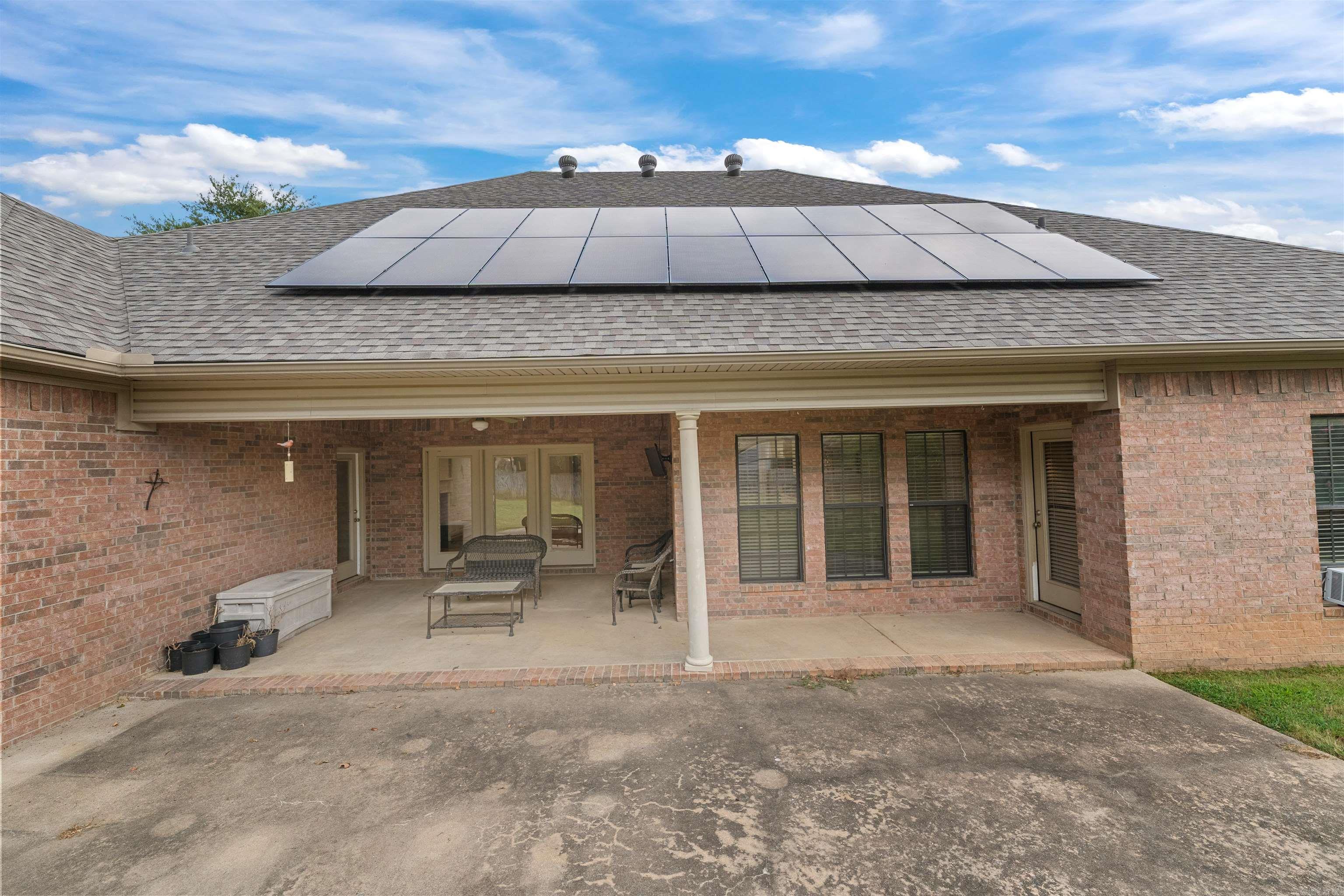 108 Bouriese Circle  Maumelle, AR