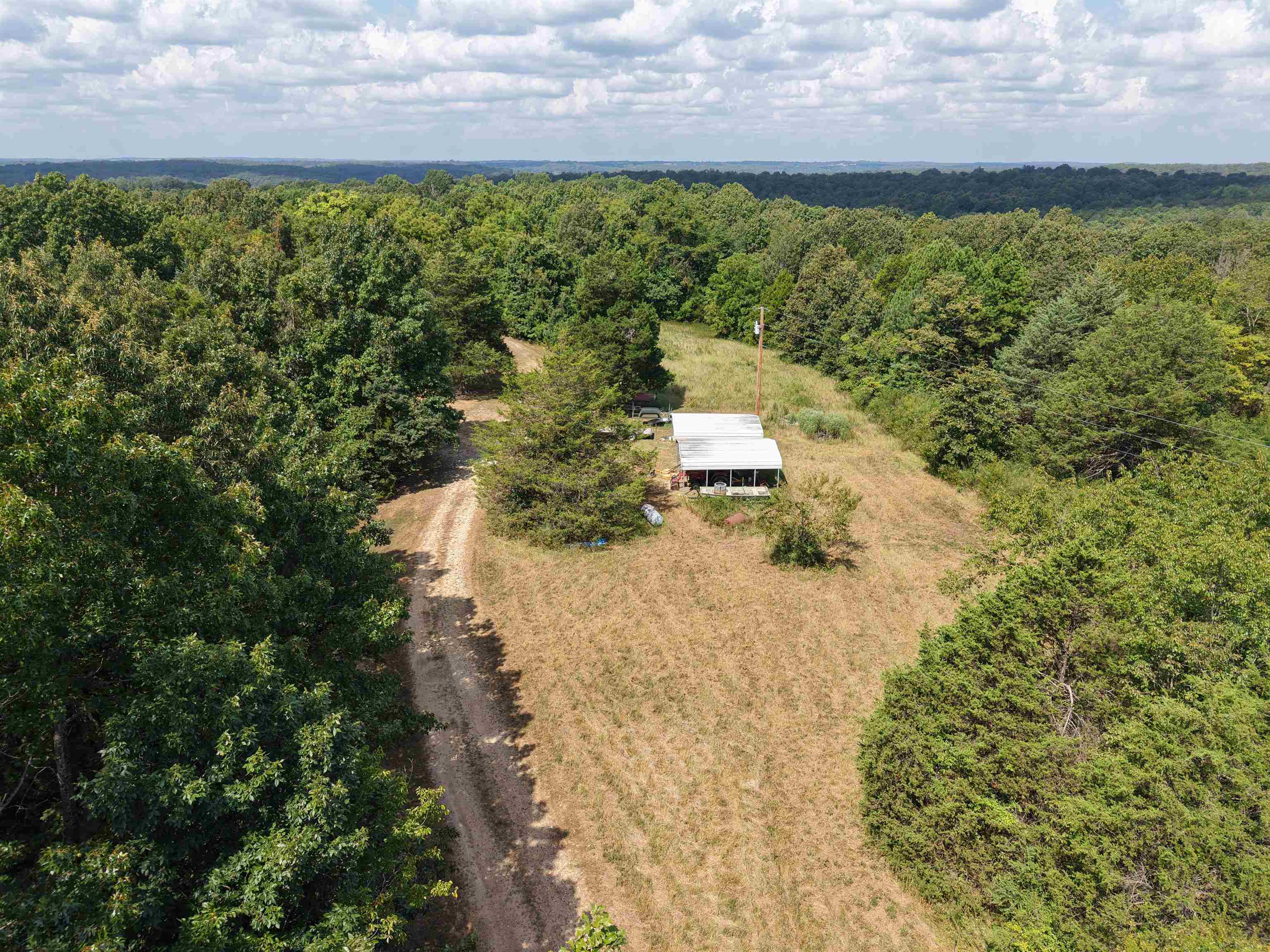 1315 CR 67  Mammoth Spring, AR