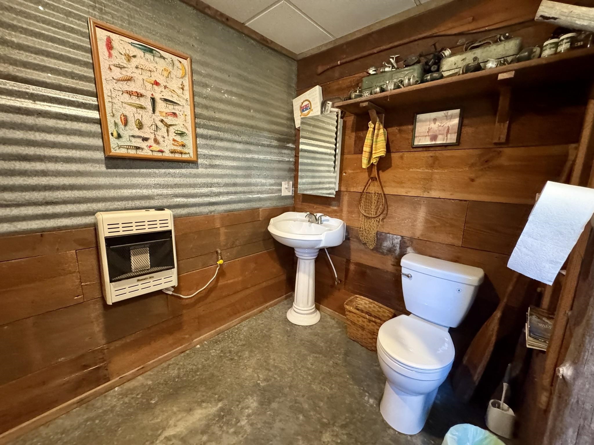 1315 CR 67  Mammoth Spring, AR
