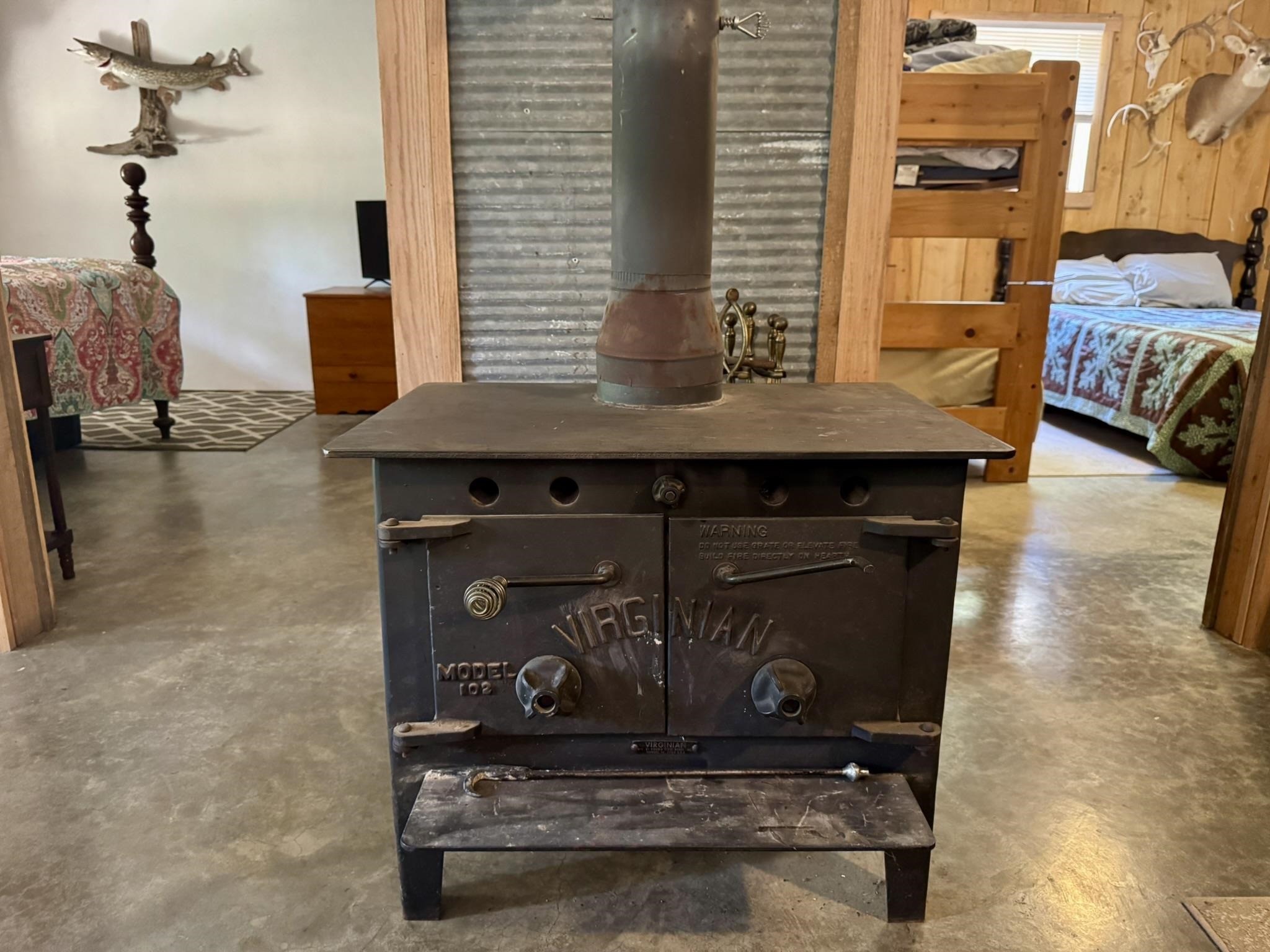 1315 CR 67  Mammoth Spring, AR