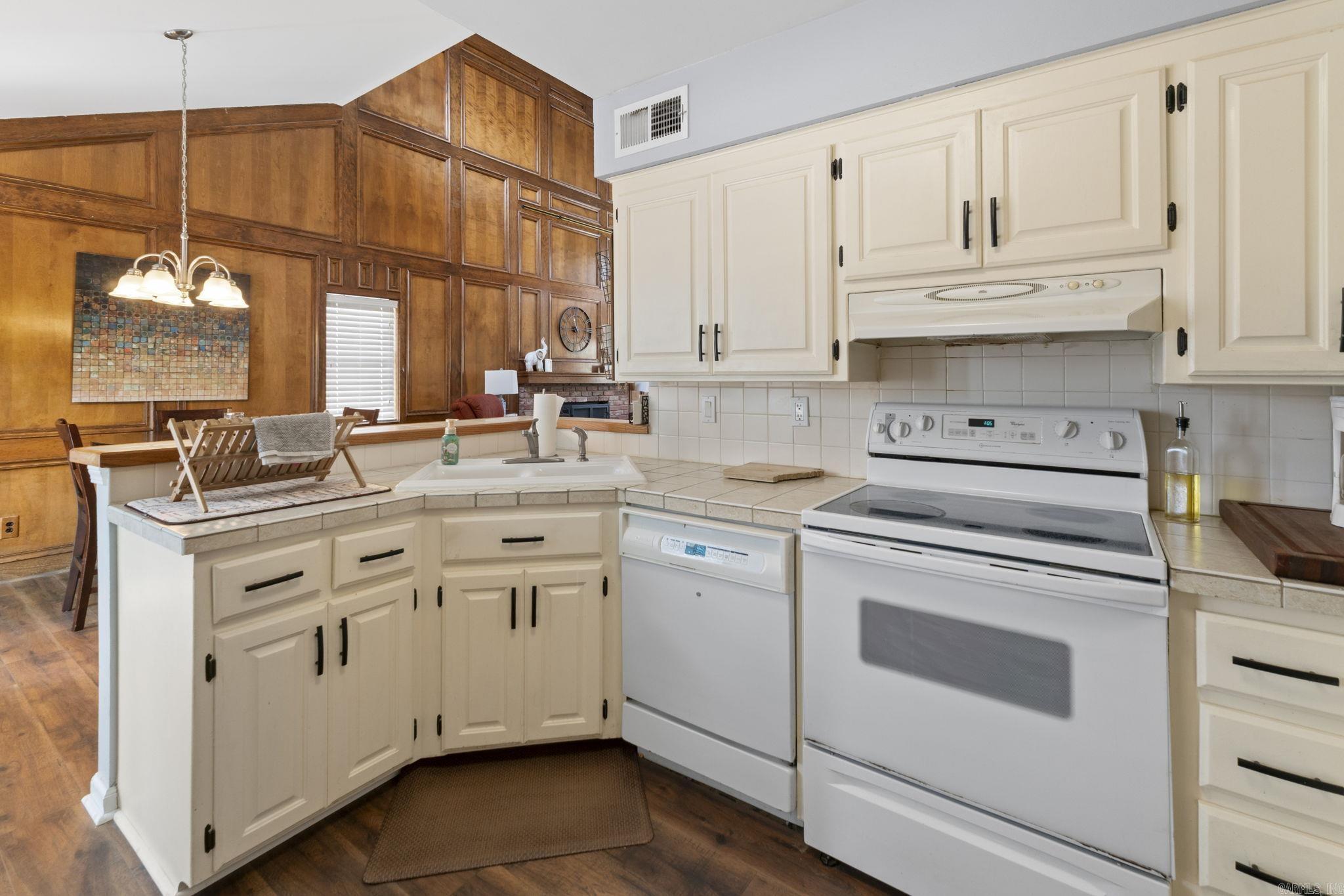 102 Greentree  Sherwood, AR