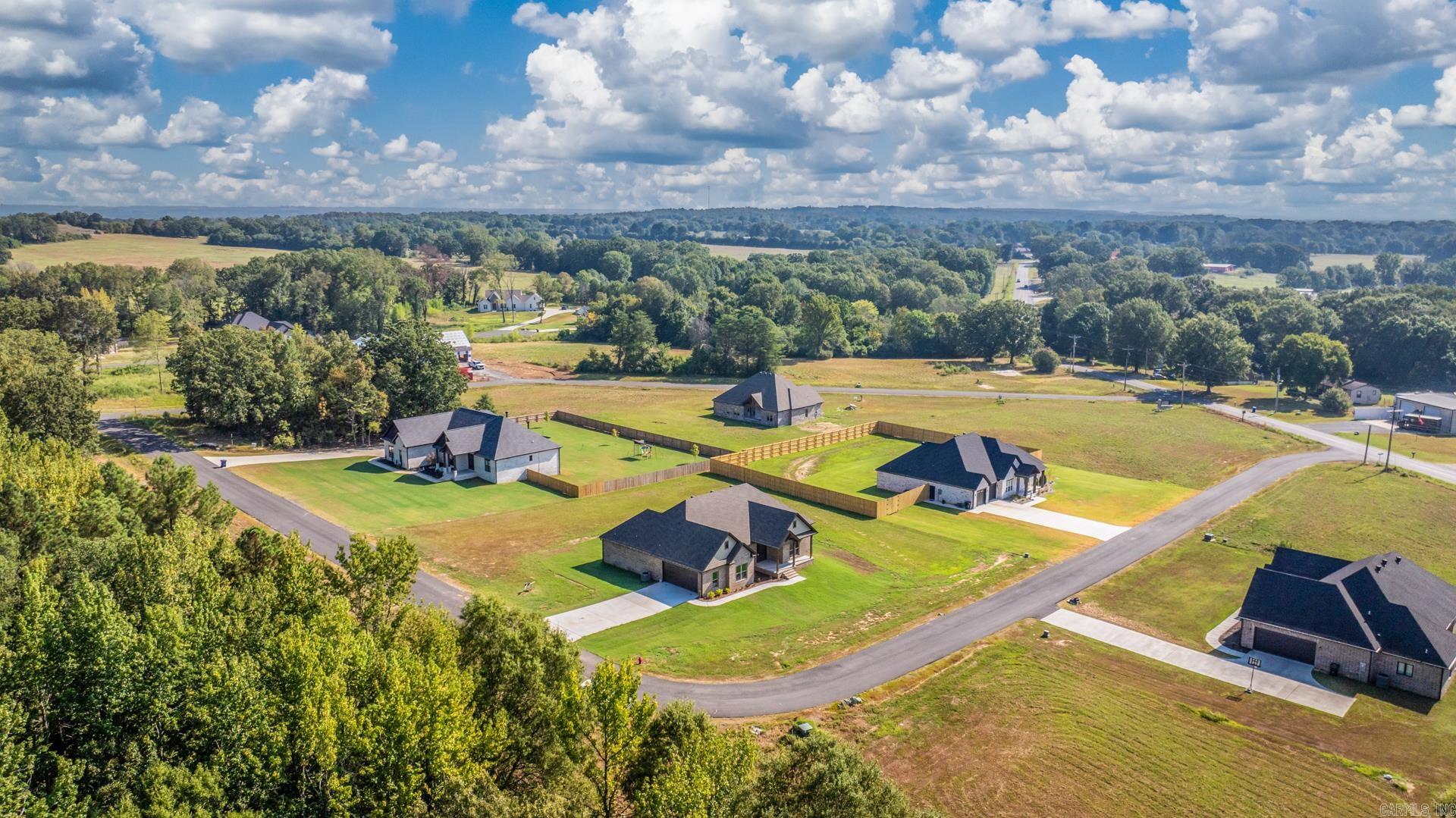 14 Ridgewood  Greenbrier, AR