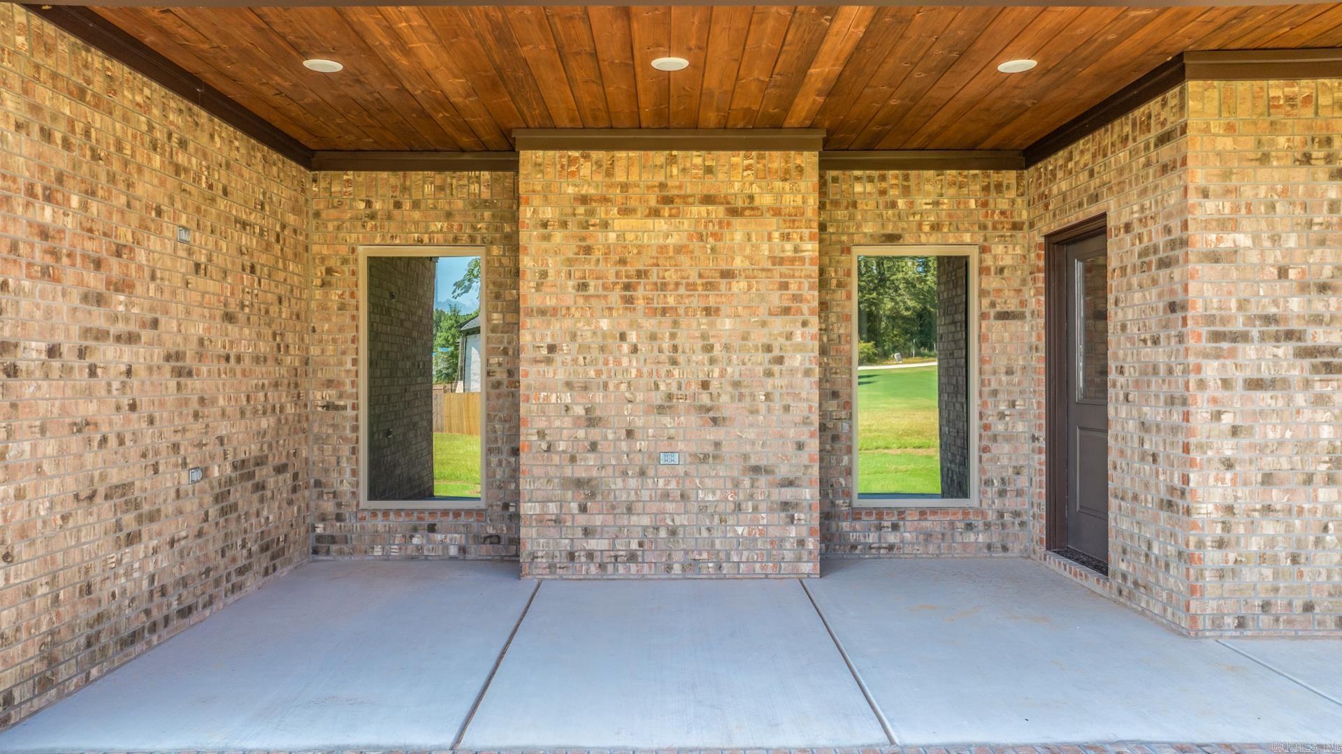14 Ridgewood  Greenbrier, AR