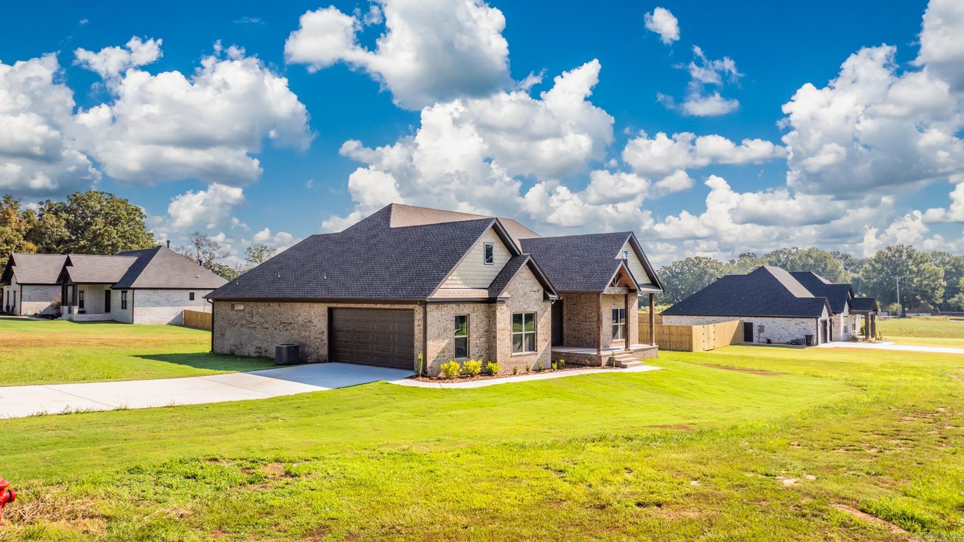 14 Ridgewood  Greenbrier, AR