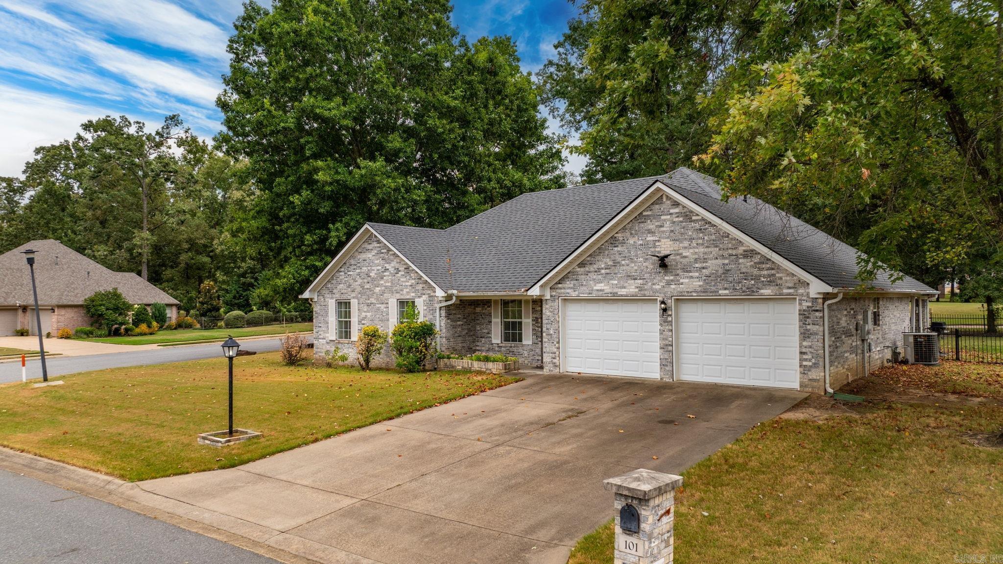 101 Nemours  Maumelle, AR