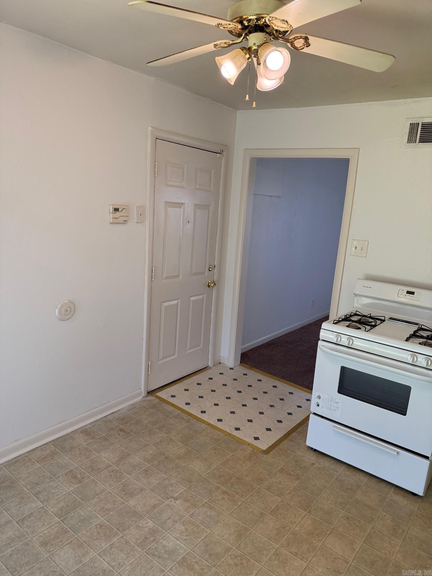 48 S Wakefield  Little Rock, AR