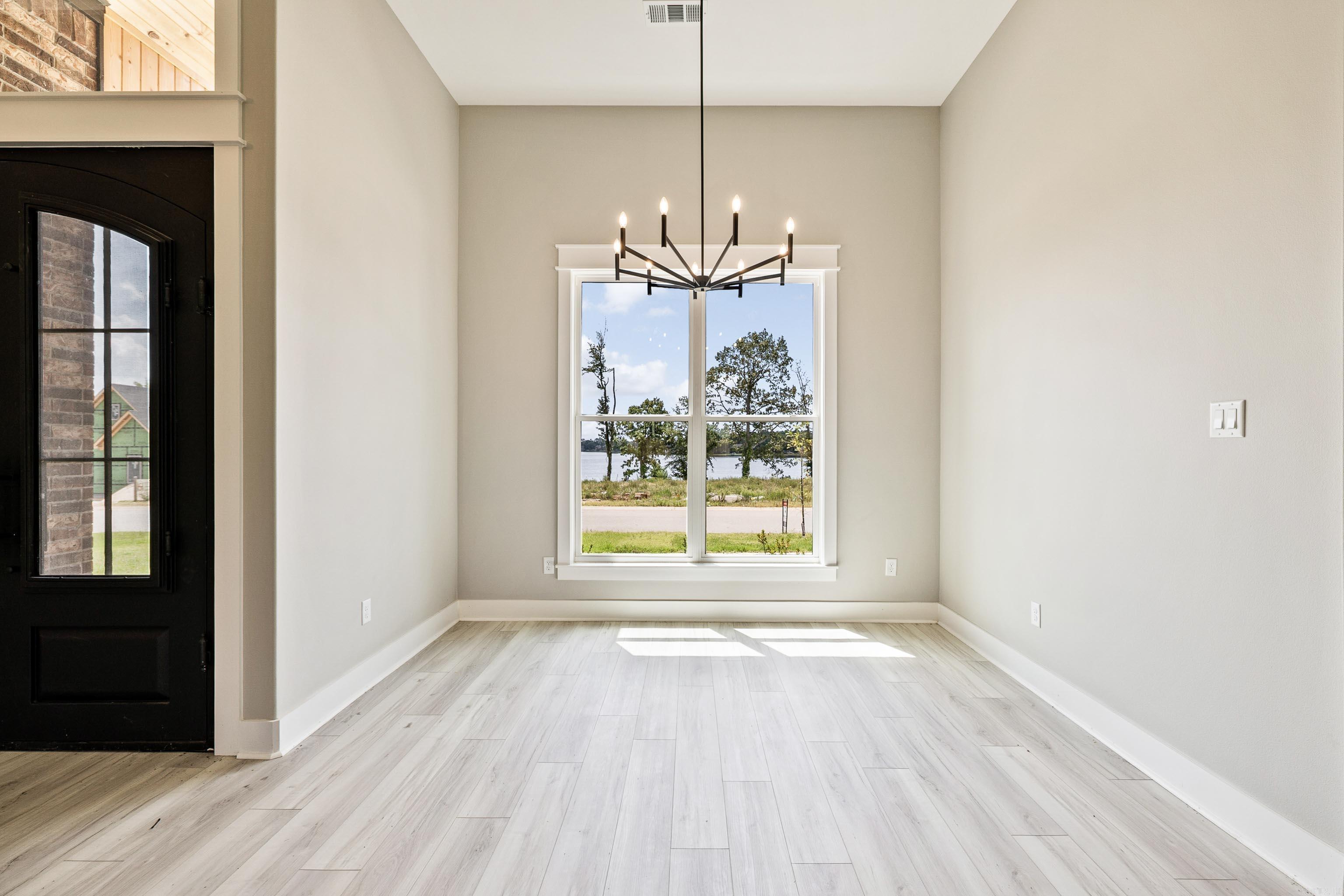 6048 Majestic Waters Drive Benton, AR 72019