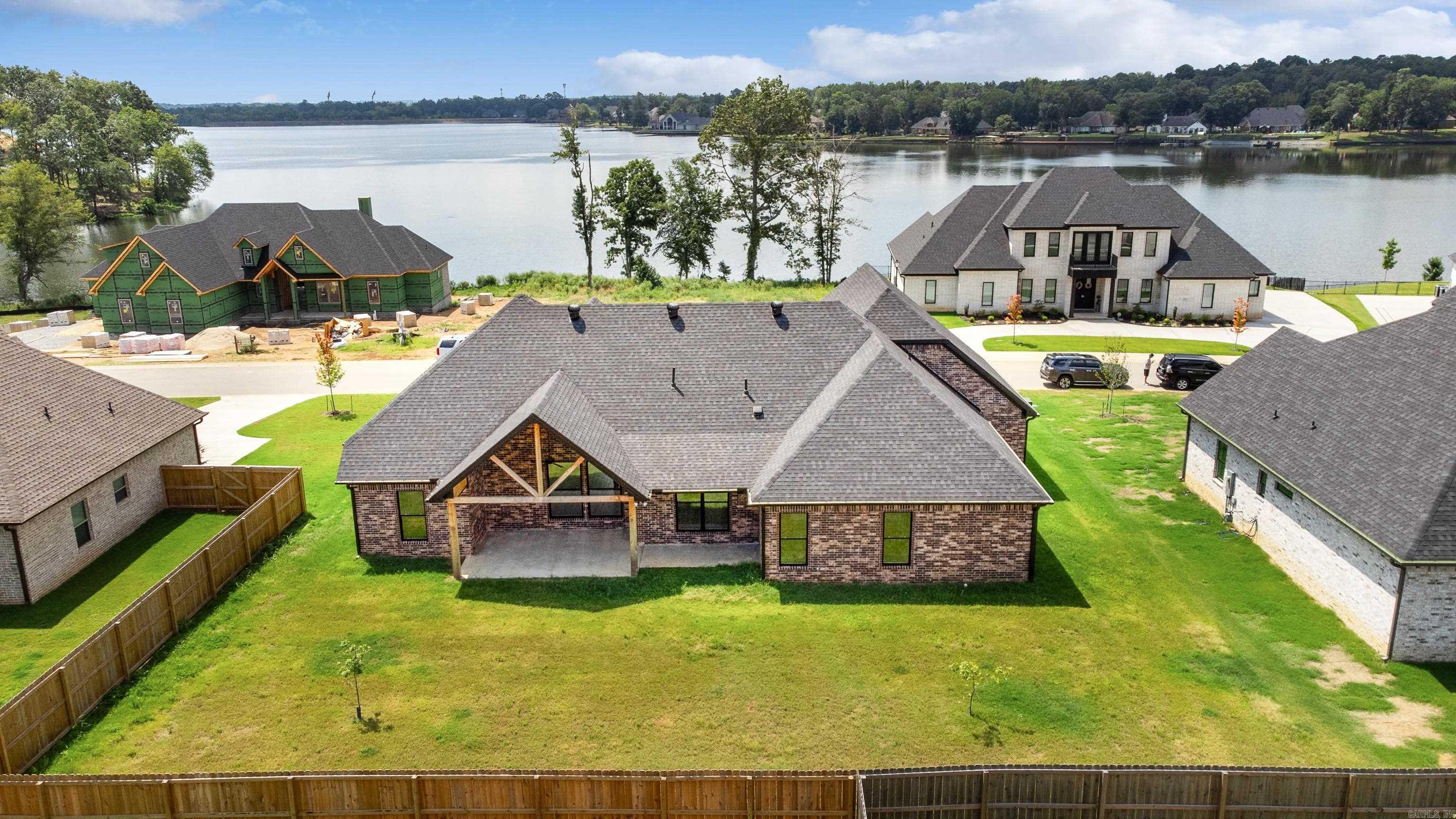 6048 Majestic Waters Drive Benton, AR 72019