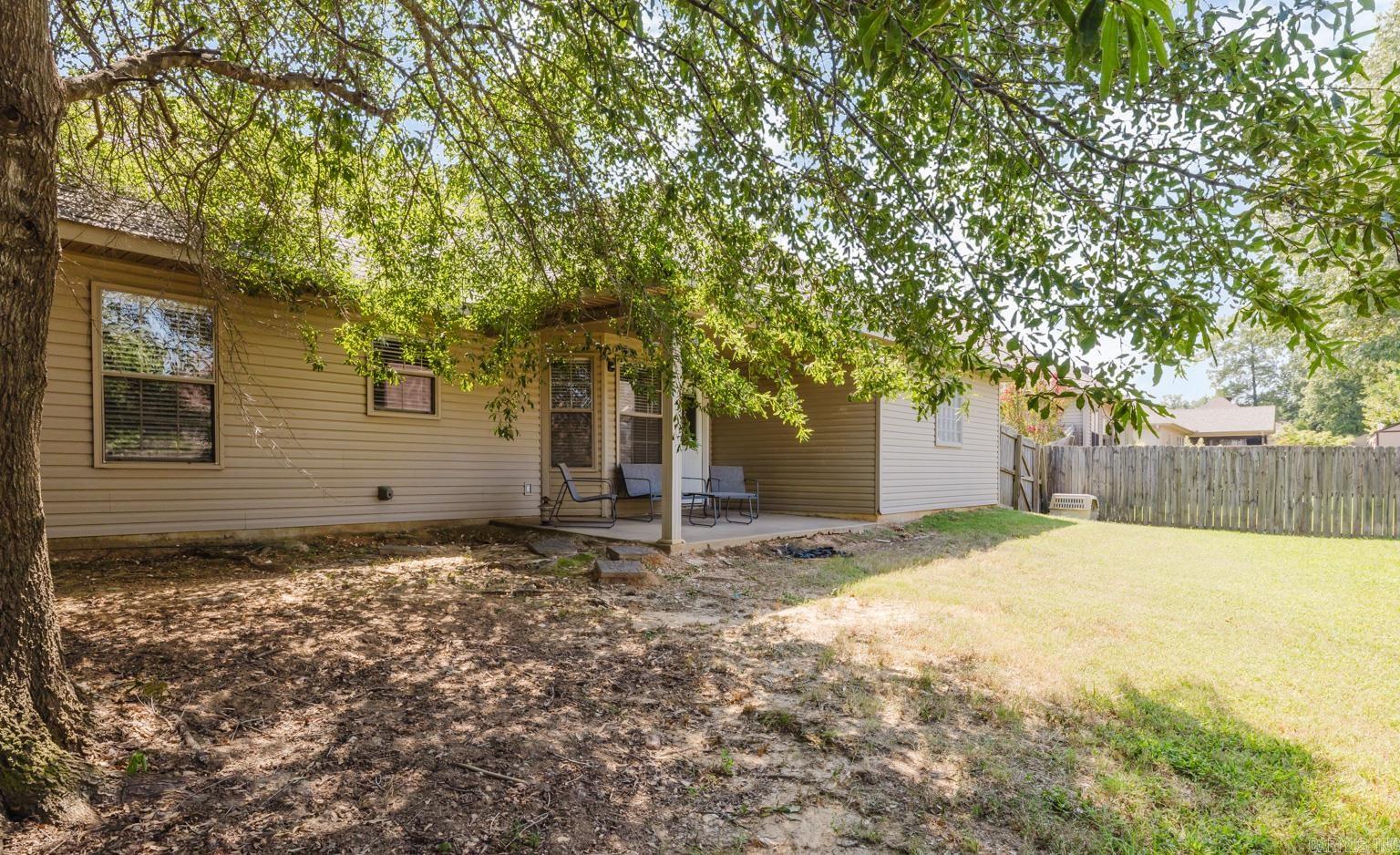3105 Shelby Dr  Benton, AR