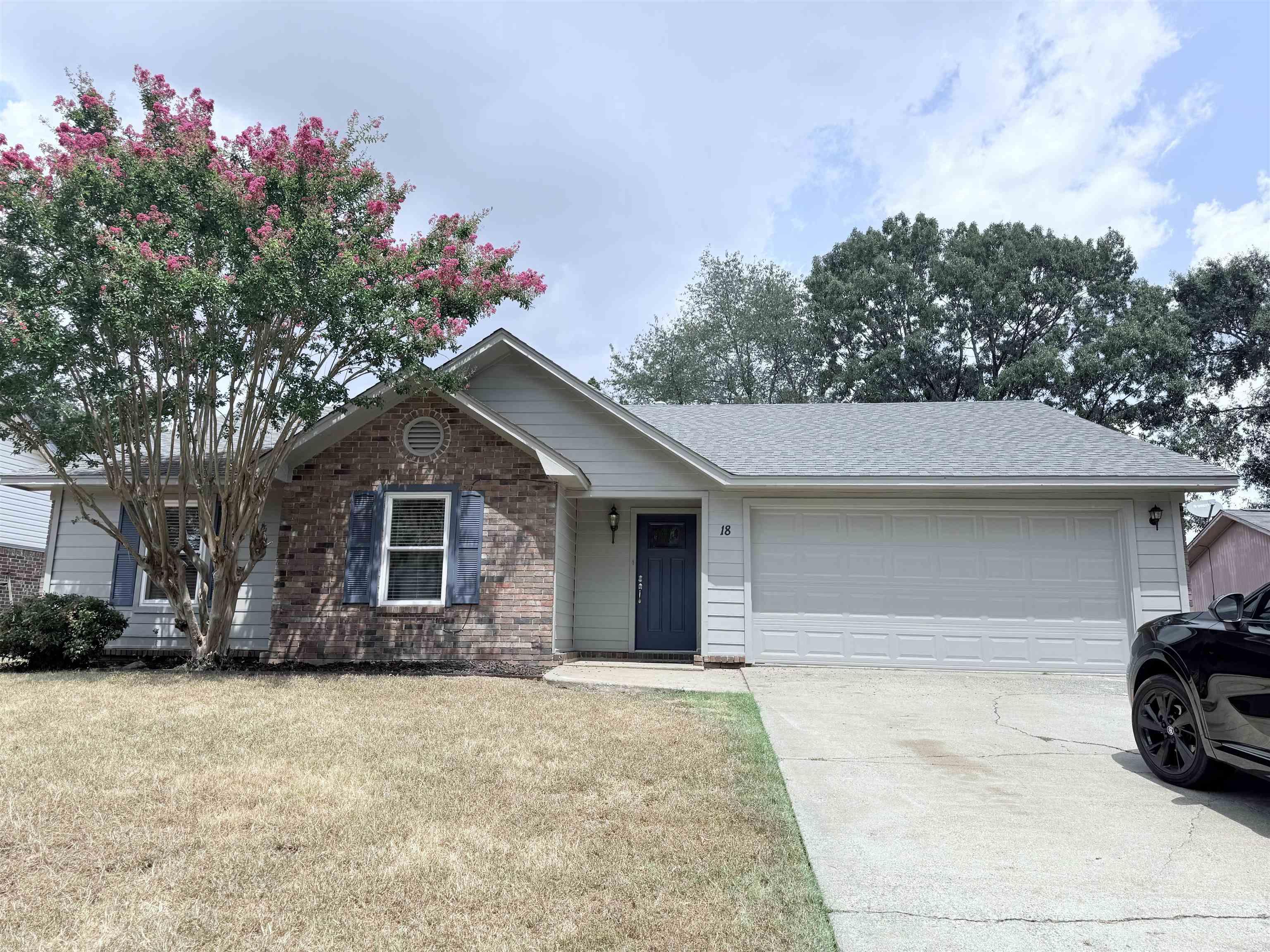 18 Manchester Dr.  Conway, AR