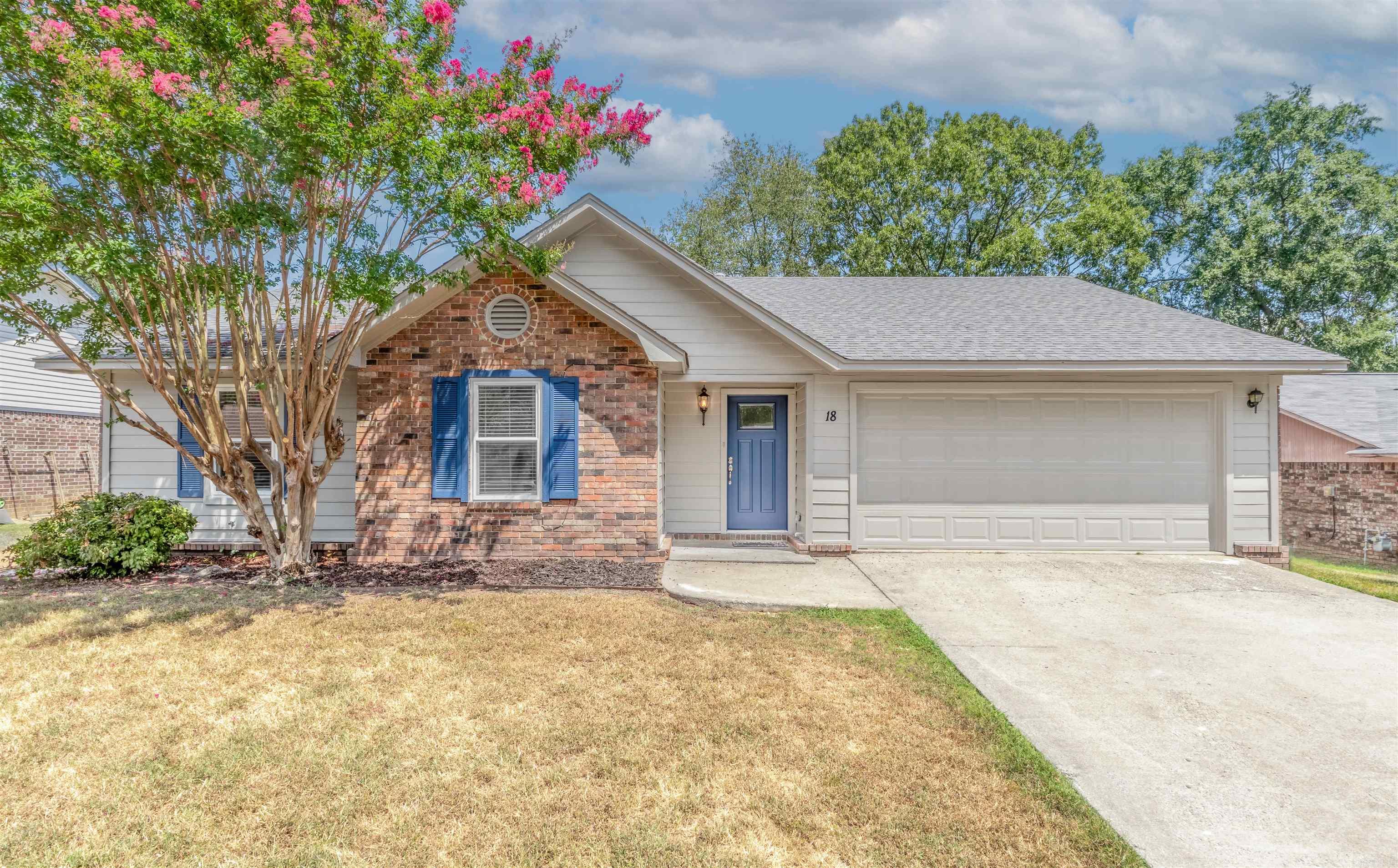 18 Manchester Dr. Conway, AR 72034