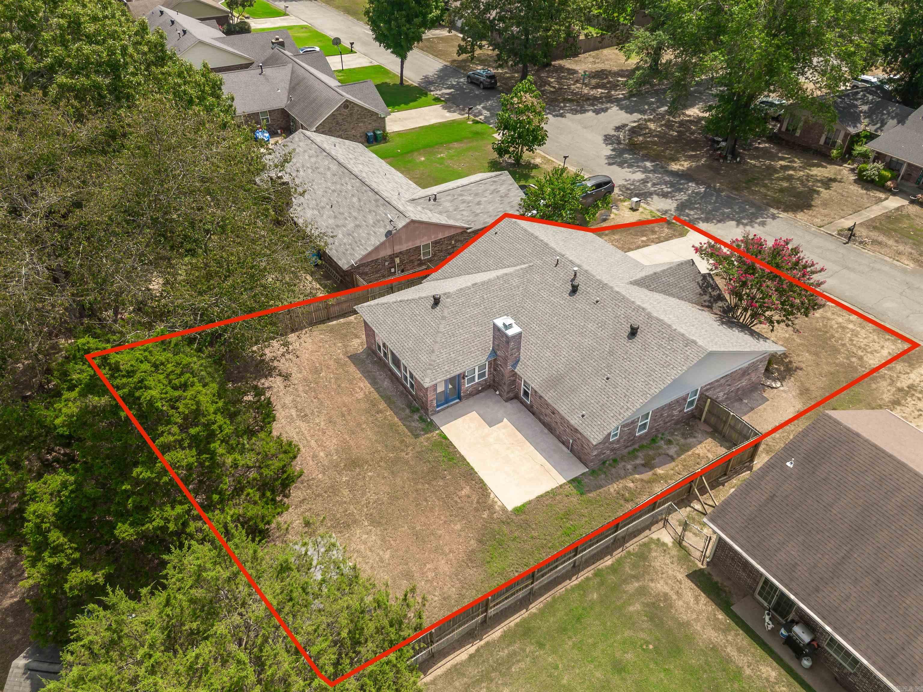 18 Manchester Dr. Conway, AR 72034