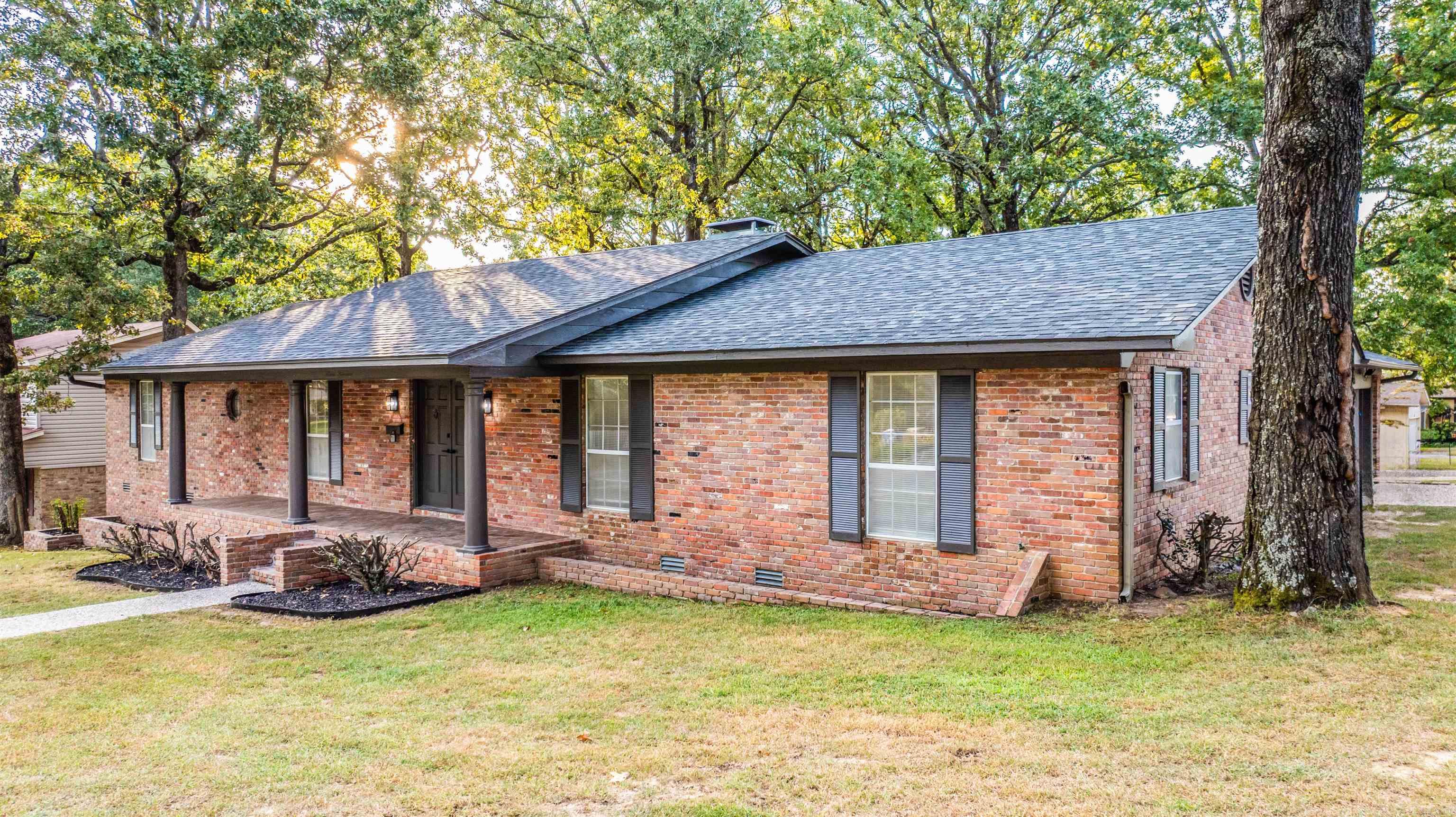 7000 Comanche  North Little Rock, AR