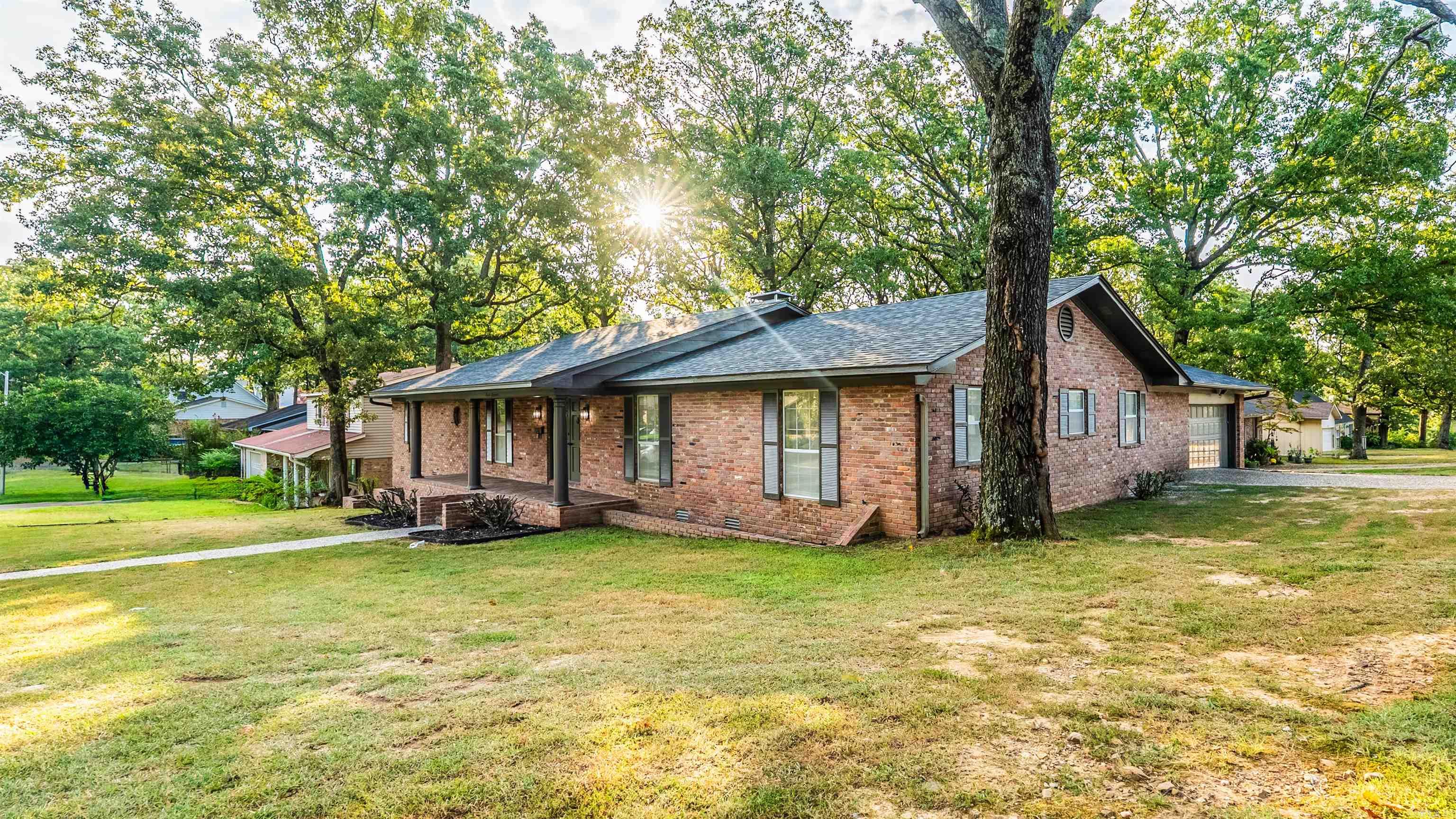 7000 Comanche  North Little Rock, AR