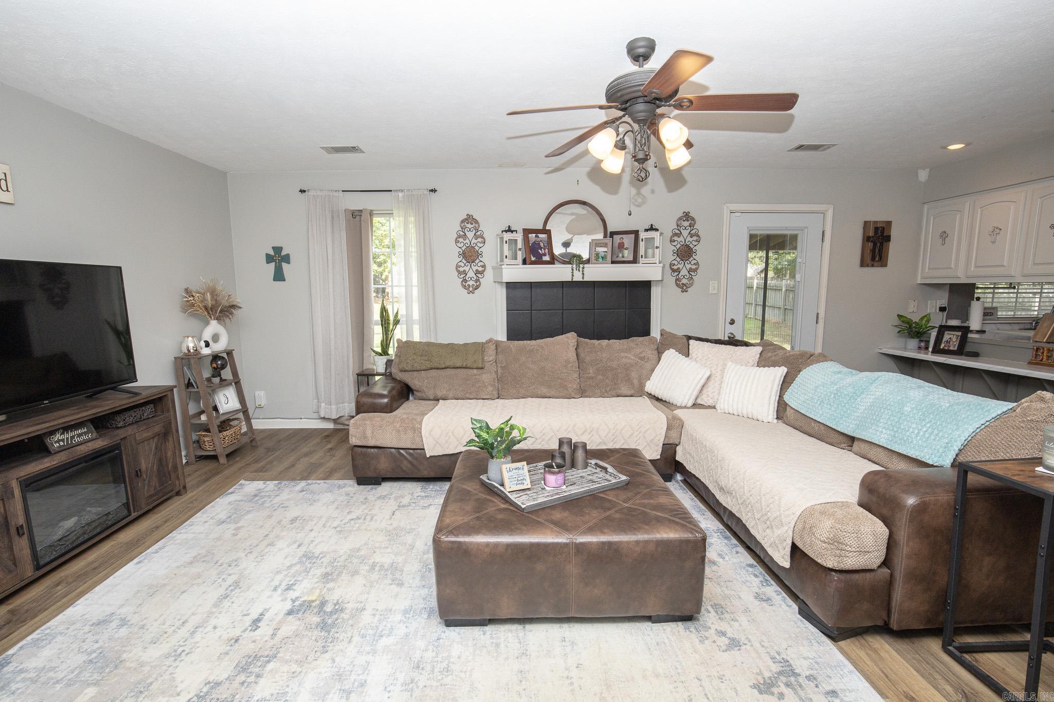 816 Coral Cove  Benton, AR