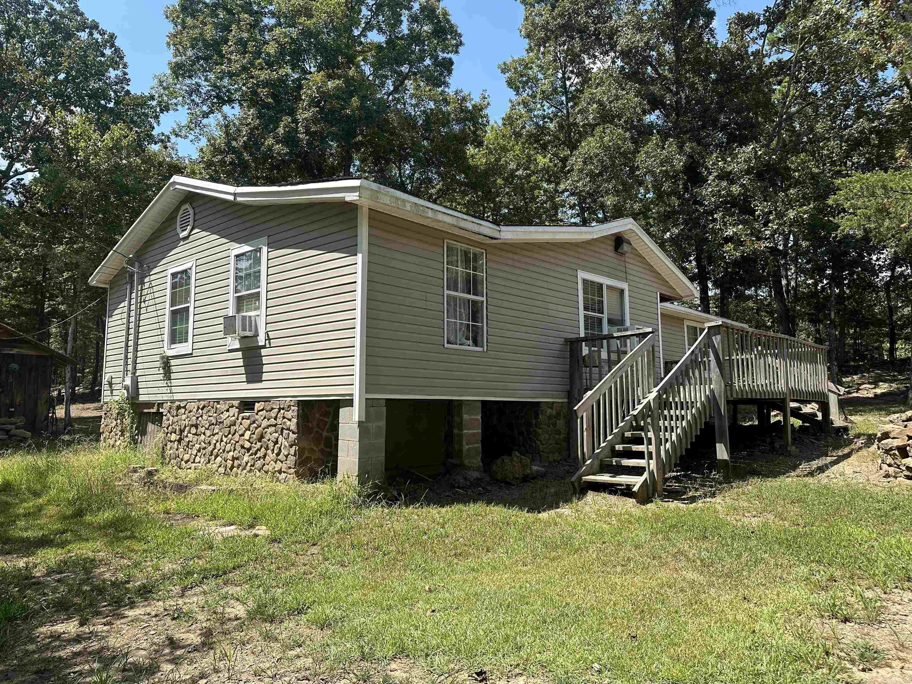 781 Douglas Lane  Clinton, AR