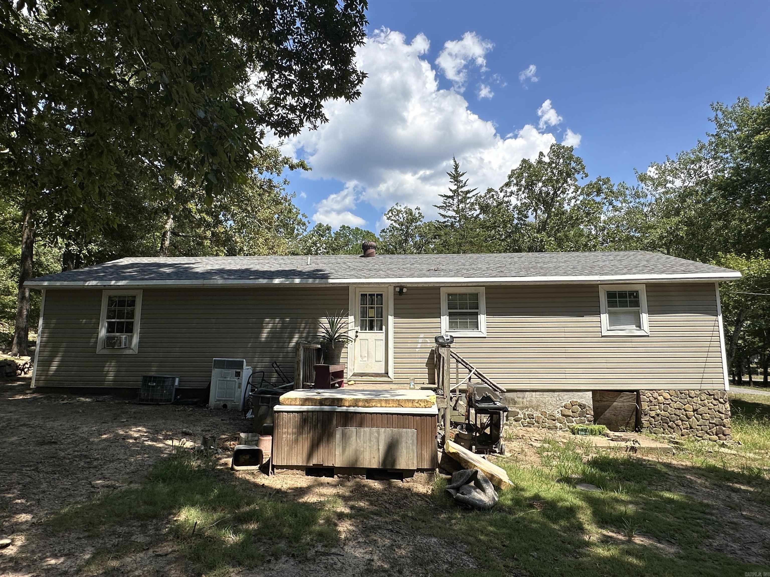 781 Douglas Lane  Clinton, AR
