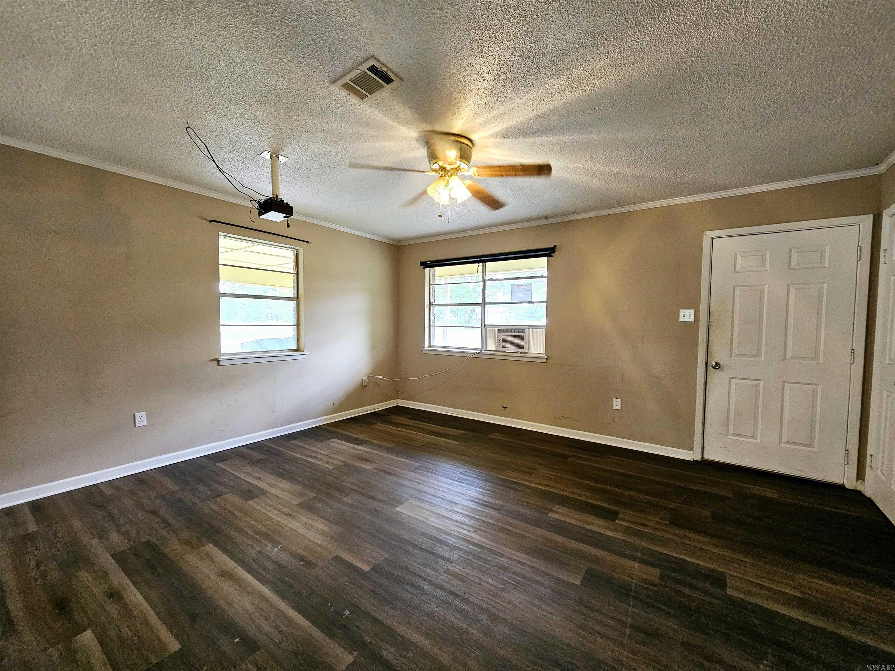 766 Main  Conway, AR