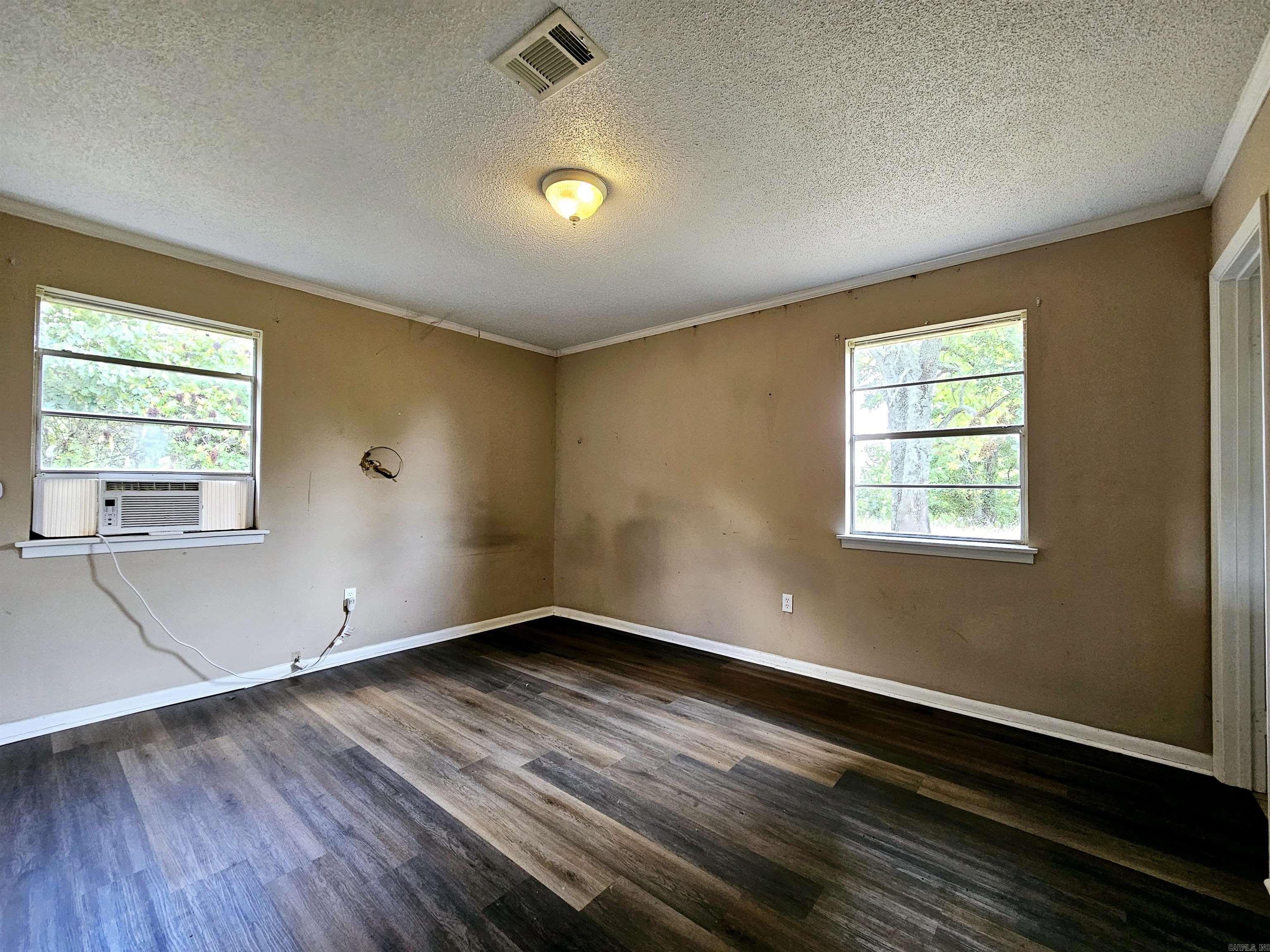 766 Main  Conway, AR