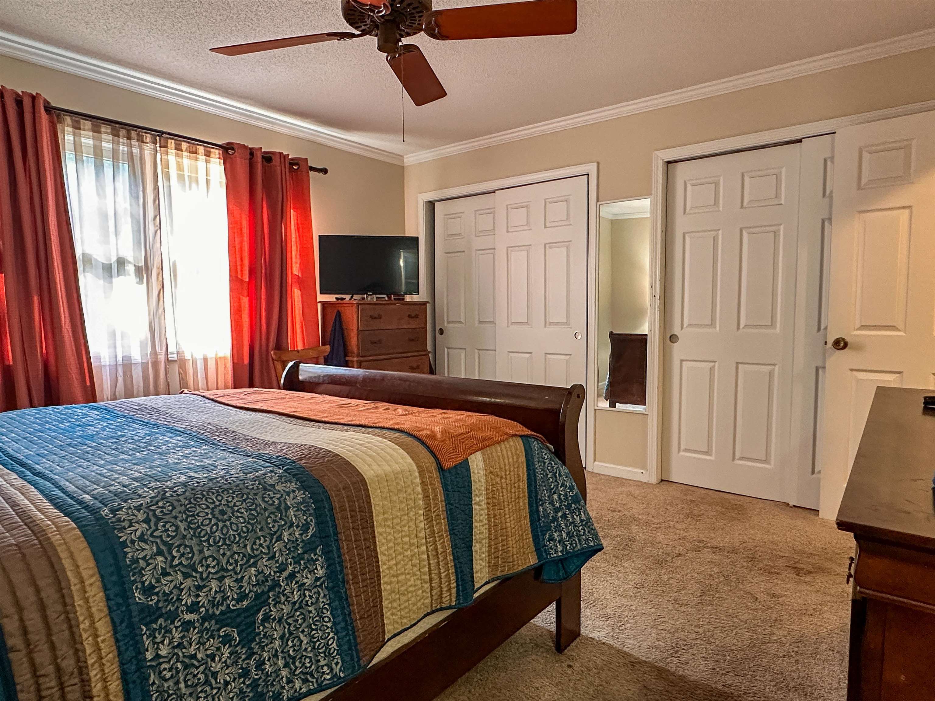 5 Ustisti  Cherokee Village, AR