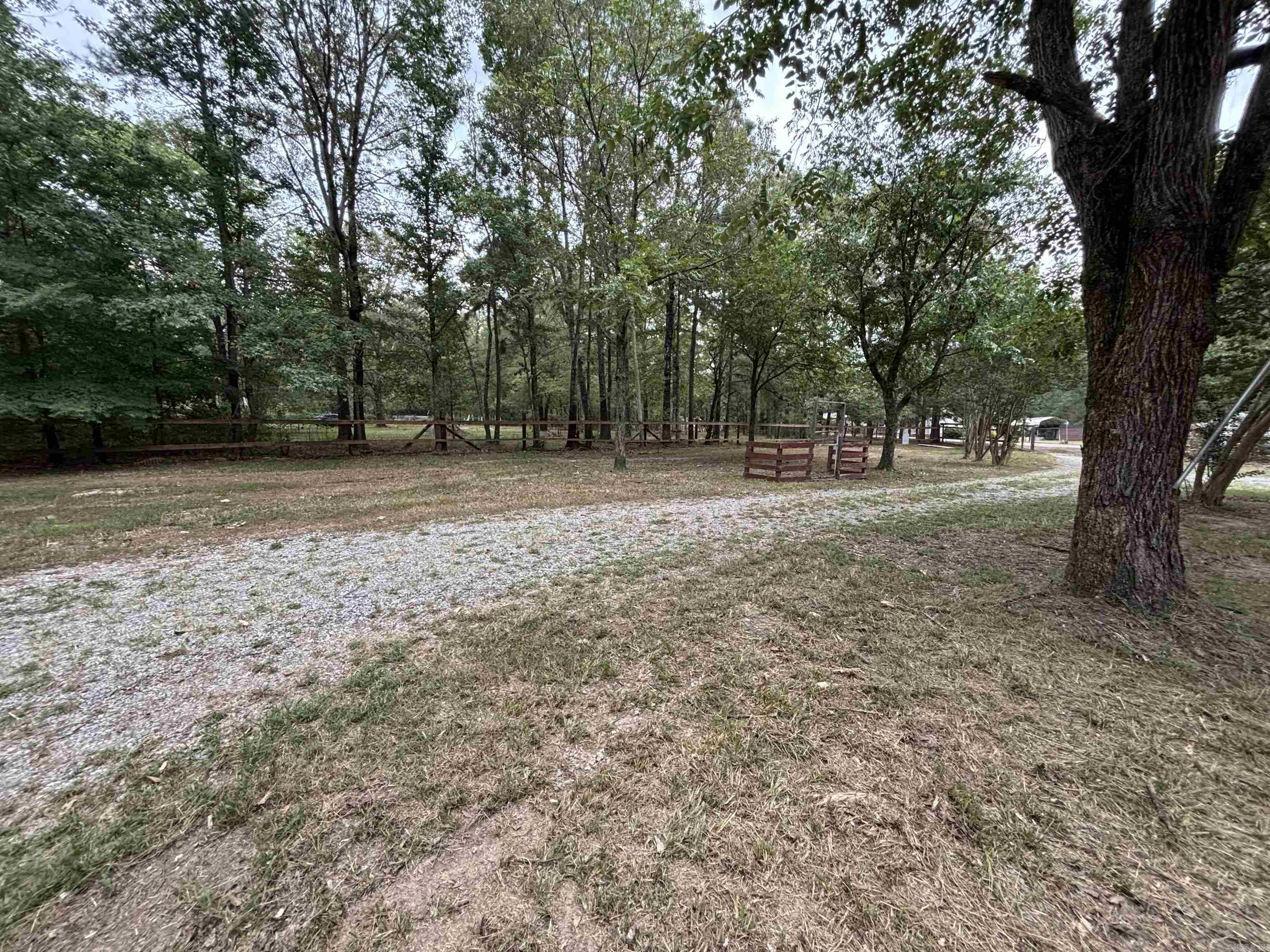 8201 Oakview Dr  Hensley, AR
