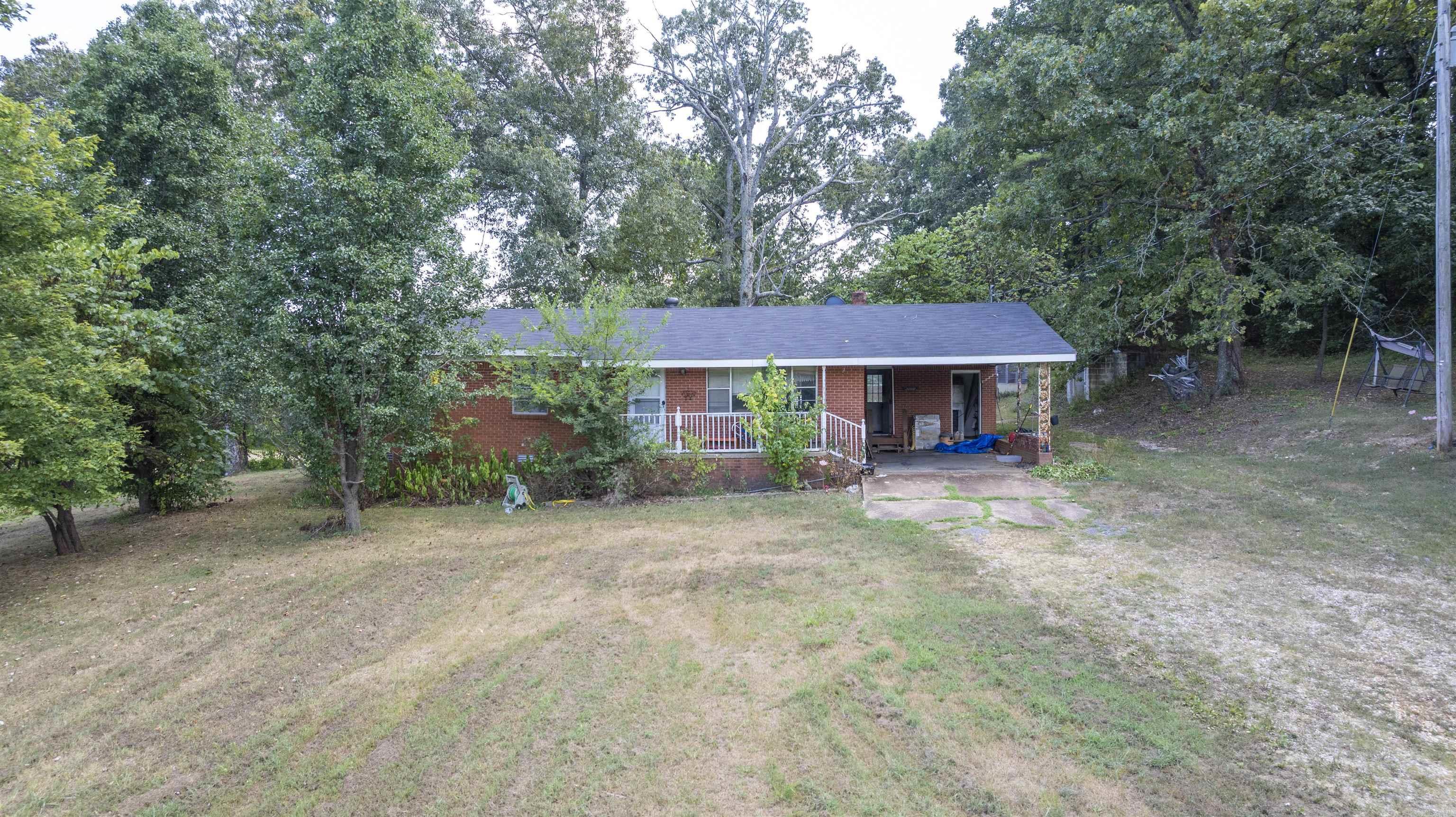 6820 White Dr.  Charlotte, AR