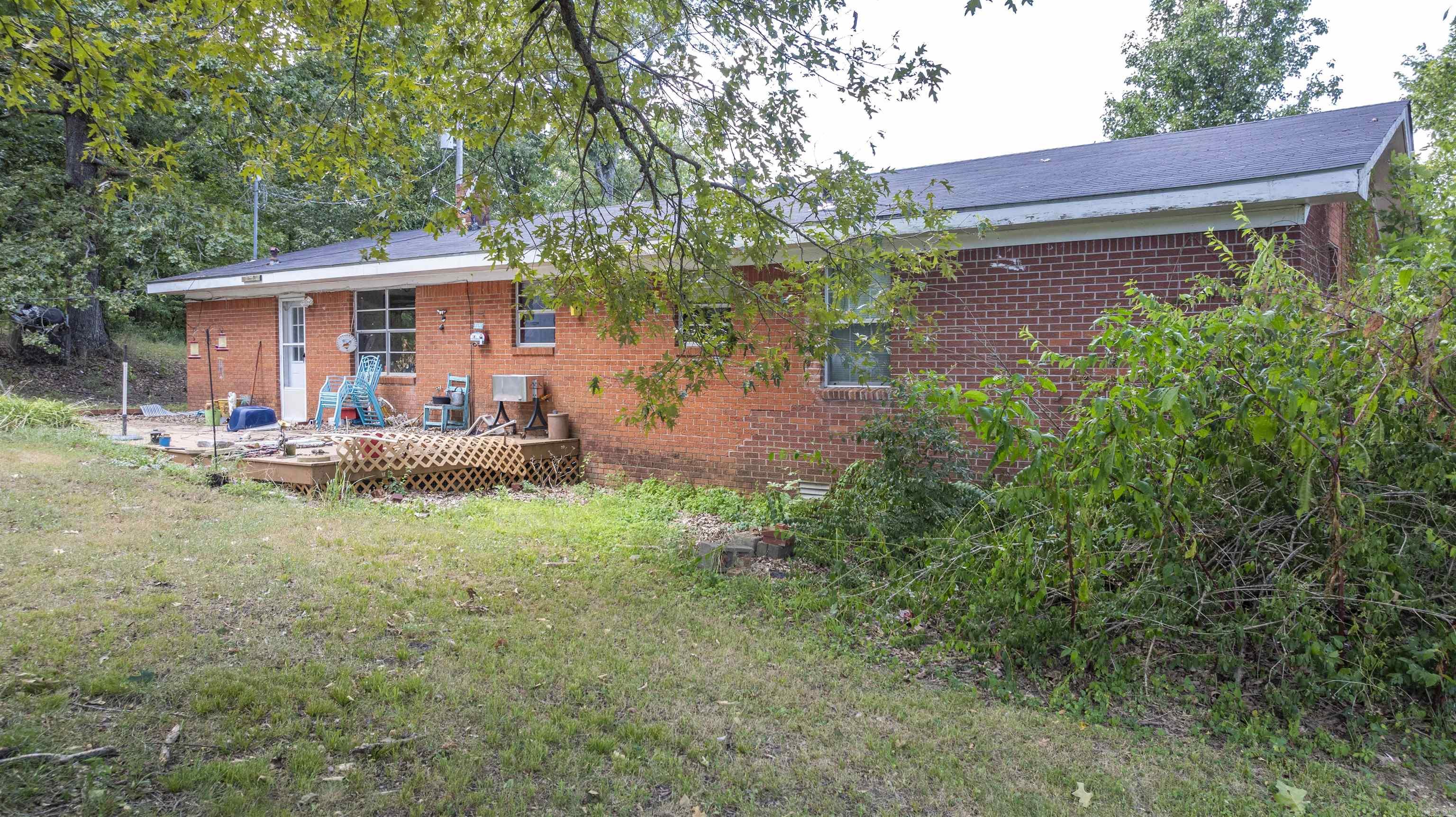 6820 White Dr.  Charlotte, AR