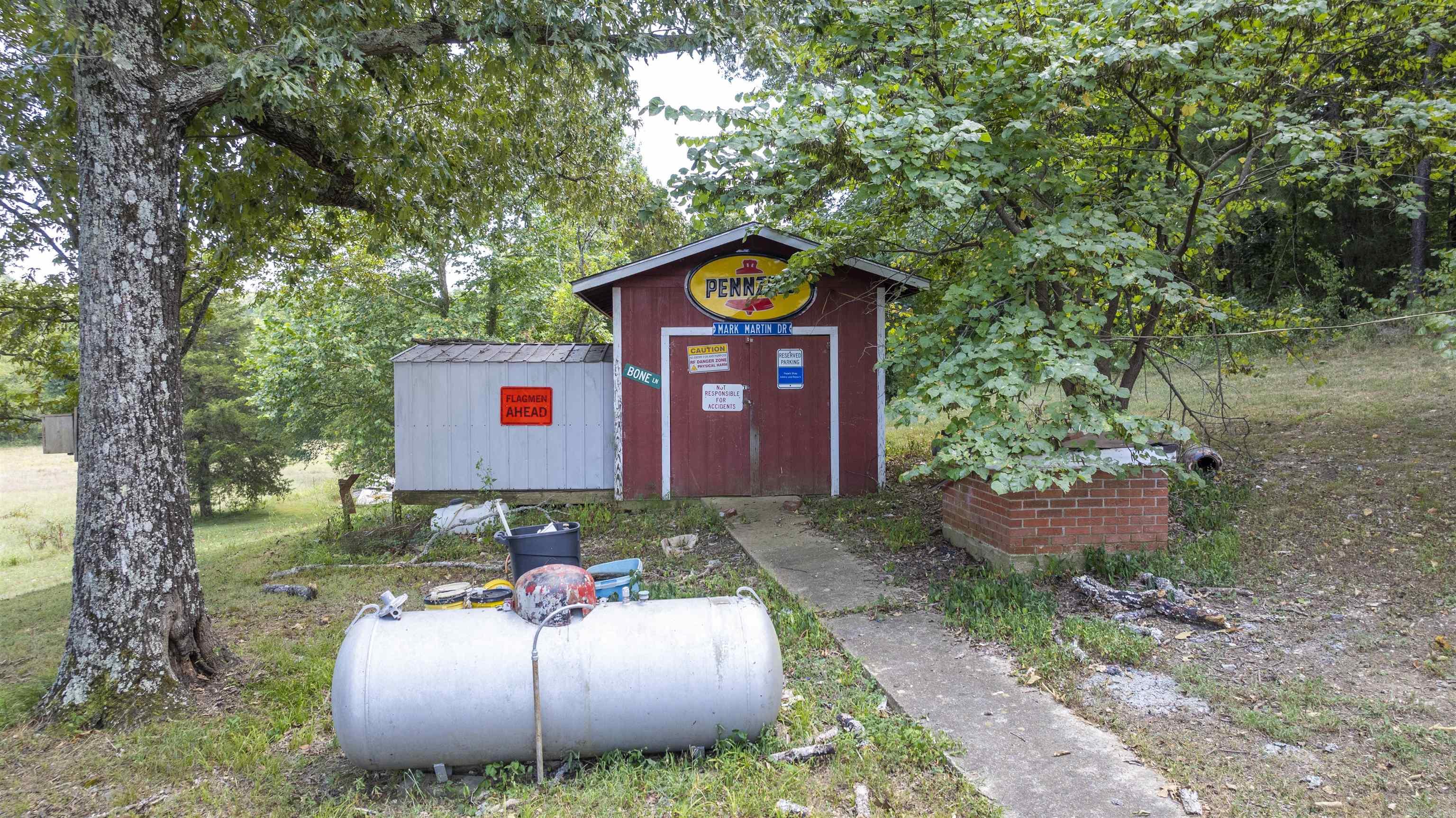 6820 White Dr.  Charlotte, AR