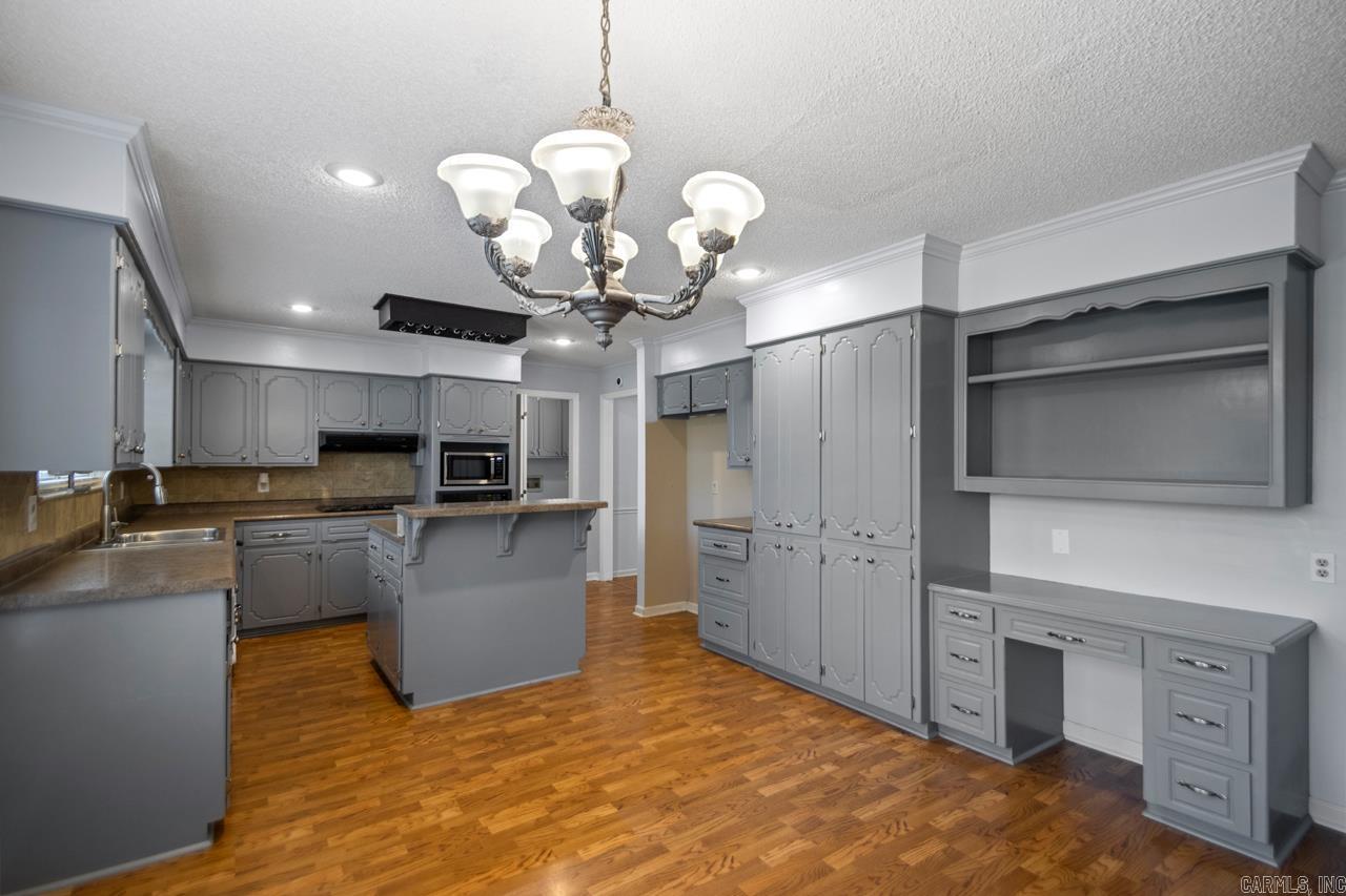 1406 Coolhurst  Sherwood, AR